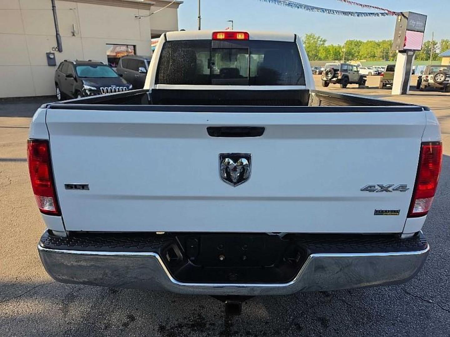 2019 WHITE /GRAY RAM 1500 Classic Tradesman Quad Cab 4WD (1C6RR7GG6KS) with an 3.6L V6 DOHC 24V FFV engine, 8A transmission, located at 3304 Woodville Road, Northwood, OH, 43619, (419) 210-8019, 41.612694, -83.480743 - Your #1 Destination for Auto Loans and mdash;No Matter Your Credit!At our dealership, we believe everyone deserves the opportunity to drive their dream car and mdash;whether you have good credit, bad credit, or no credit at all. With a wide selection of hundreds of cars, trucks, and SUVs, you'll fin - Photo#3