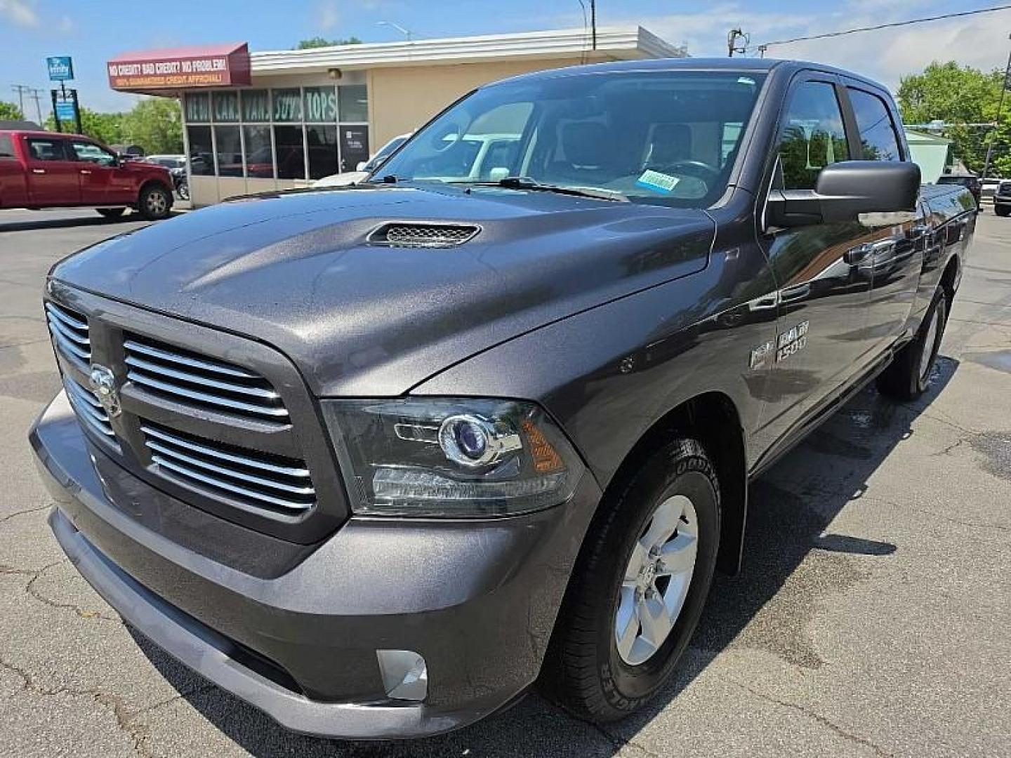 2016 GRAY /BLACK RAM 1500 Sport Crew Cab LWB 4WD (1C6RR7UT0GS) with an 5.7L V8 OHV 16V engine, 6A transmission, located at 3304 Woodville Road, Northwood, OH, 43619, (419) 210-8019, 41.612694, -83.480743 - Your #1 Destination for Auto Loans and mdash;No Matter Your Credit!At our dealership, we believe everyone deserves the opportunity to drive their dream car and mdash;whether you have good credit, bad credit, or no credit at all. With a wide selection of hundreds of cars, trucks, and SUVs, you'll fin - Photo#0
