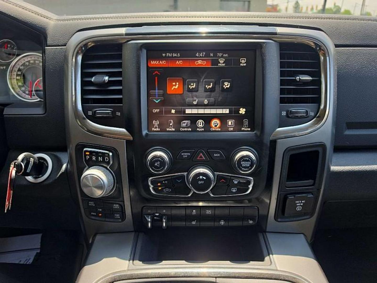 2016 GRAY /BLACK RAM 1500 Sport Crew Cab LWB 4WD (1C6RR7UT0GS) with an 5.7L V8 OHV 16V engine, 6A transmission, located at 3304 Woodville Road, Northwood, OH, 43619, (419) 210-8019, 41.612694, -83.480743 - Your #1 Destination for Auto Loans and mdash;No Matter Your Credit!At our dealership, we believe everyone deserves the opportunity to drive their dream car and mdash;whether you have good credit, bad credit, or no credit at all. With a wide selection of hundreds of cars, trucks, and SUVs, you'll fin - Photo#32