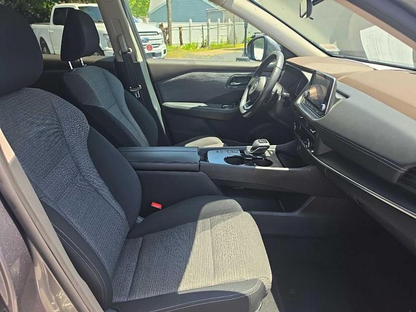 2021 GRAY /BLACK Nissan Rogue S (5N1AT3AA7MC) with an 2.5L L4 DOHC 16V engine, CVT transmission, located at 3304 Woodville Road, Northwood, OH, 43619, (419) 210-8019, 41.612694, -83.480743 - Your #1 Destination for Auto Loans and mdash;No Matter Your Credit!At our dealership, we believe everyone deserves the opportunity to drive their dream car and mdash;whether you have good credit, bad credit, or no credit at all. With a wide selection of hundreds of cars, trucks, and SUVs, you'll fin - Photo#16