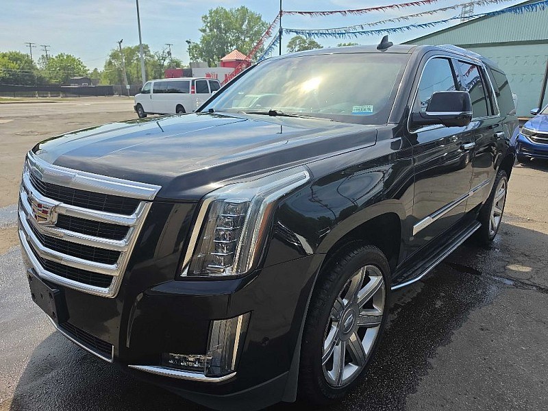 photo of 2018 Cadillac Escalade Luxury 4WD