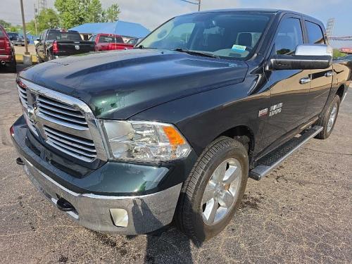 2017 RAM 1500 SLT Crew Cab SWB 4WD