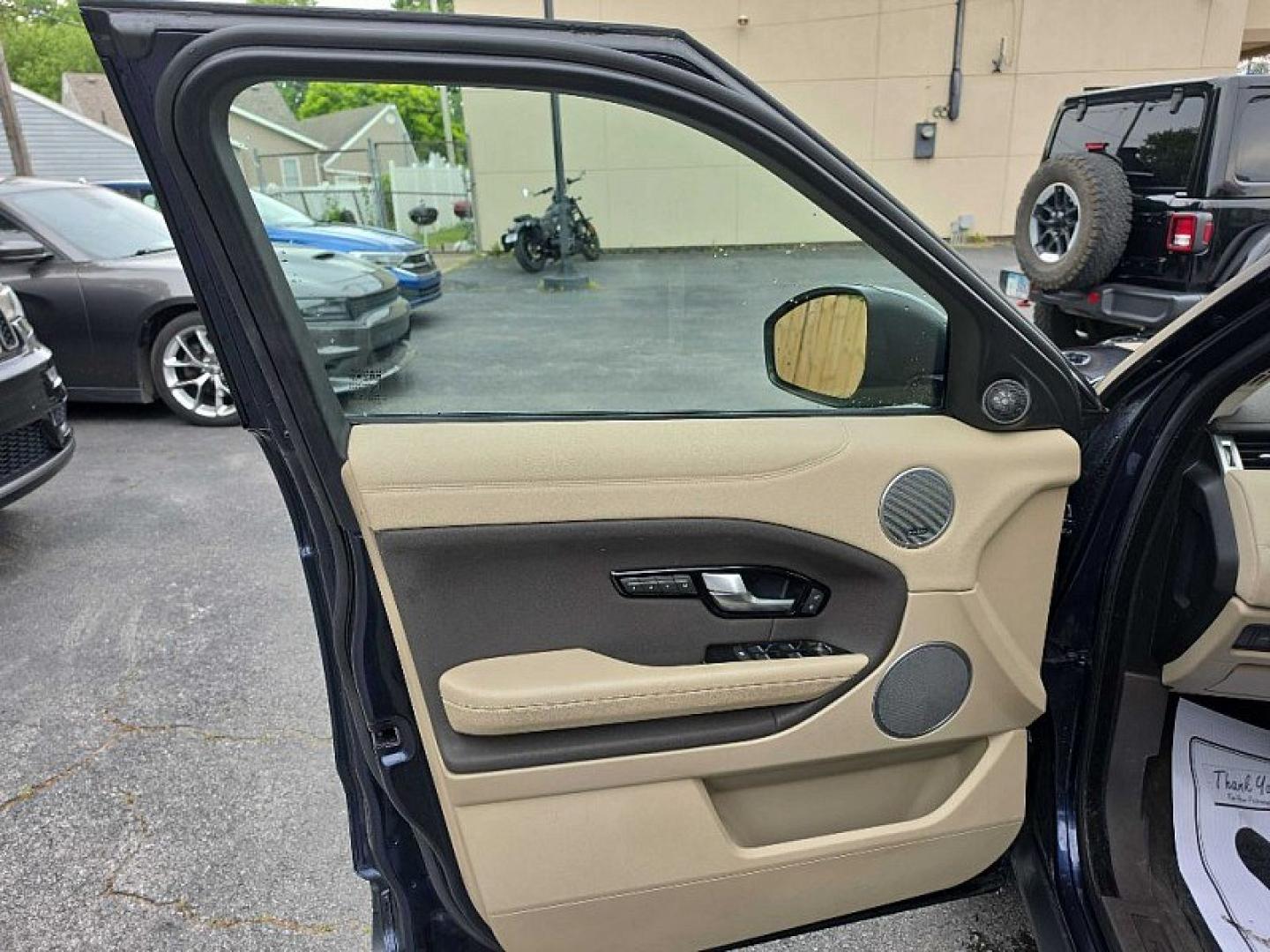 2017 BLUE Land Rover Range Rover Evoque SE (SALVP2BG0HH) with an 2.0L L4 DOHC 24V TURBO engine, 9A transmission, located at 3304 Woodville Road, Northwood, OH, 43619, (419) 210-8019, 41.612694, -83.480743 - Your #1 Destination for Auto Loans and mdash;No Matter Your Credit!At our dealership, we believe everyone deserves the opportunity to drive their dream car and mdash;whether you have good credit, bad credit, or no credit at all. With a wide selection of hundreds of cars, trucks, and SUVs, you'll fin - Photo#9