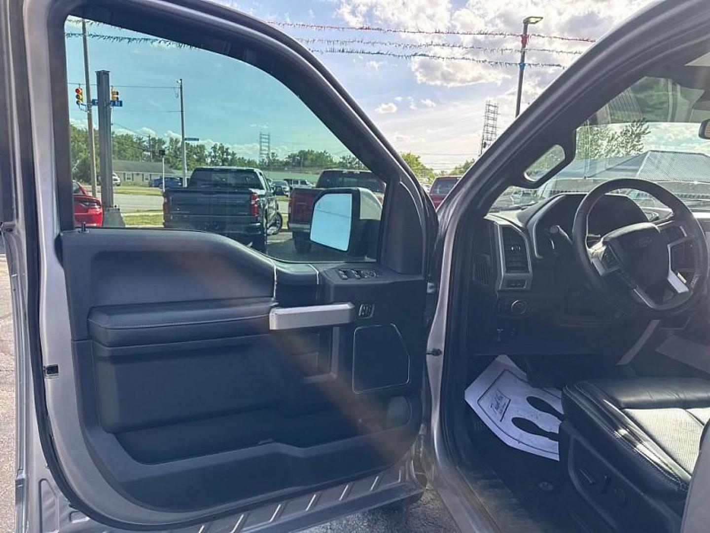 2020 SILVER /BLACK Ford F-150 King-Ranch SuperCrew 5.5-ft. 4WD (1FTEW1E58LF) with an 5.0L V8 OHV 32V engine, 6A transmission, located at 3304 Woodville Road, Northwood, OH, 43619, (419) 210-8019, 41.612694, -83.480743 - Your #1 Destination for Auto Loans and mdash;No Matter Your Credit!At our dealership, we believe everyone deserves the opportunity to drive their dream car and mdash;whether you have good credit, bad credit, or no credit at all. With a wide selection of hundreds of cars, trucks, and SUVs, you'll fin - Photo#8