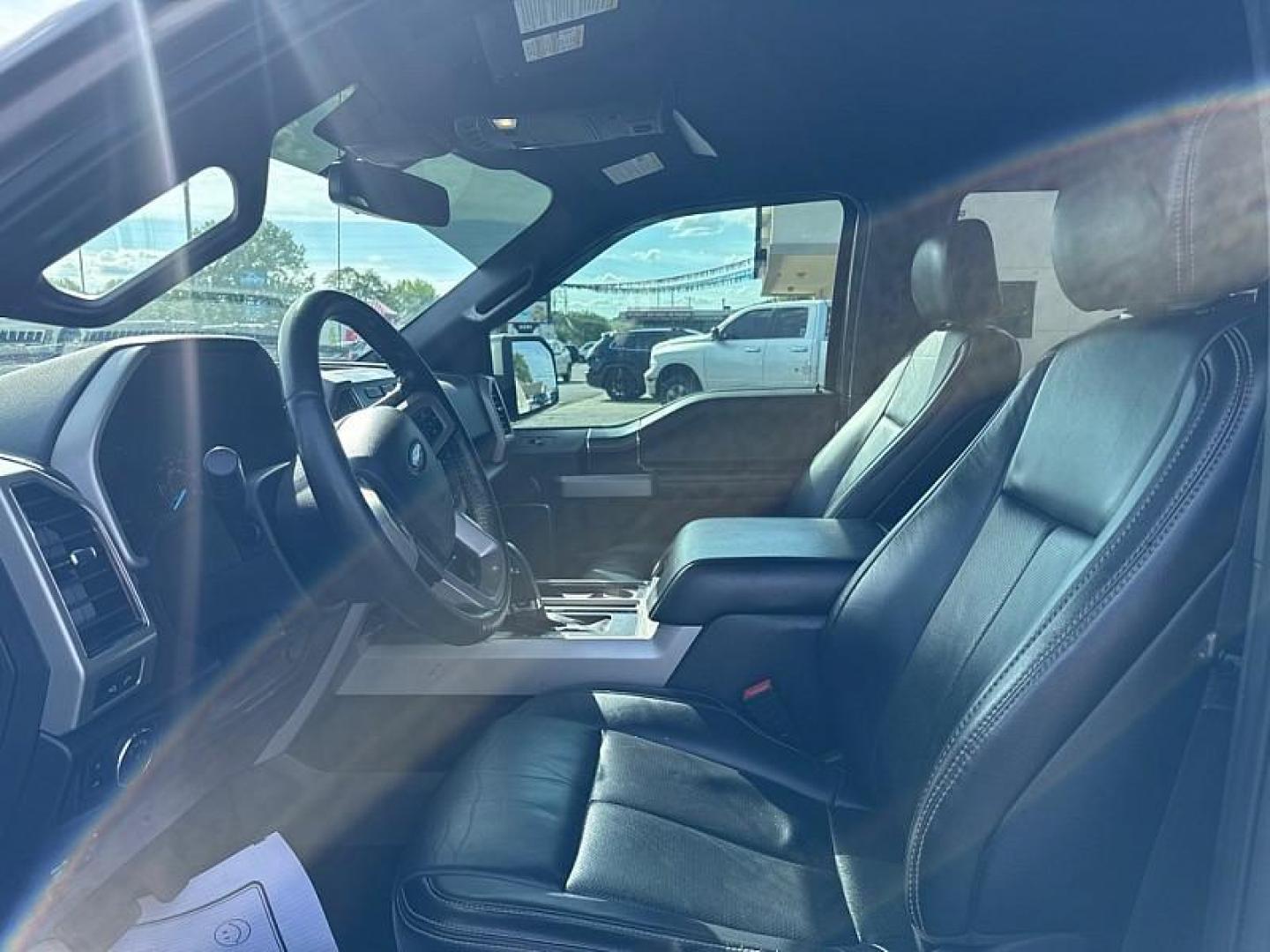 2020 SILVER /BLACK Ford F-150 King-Ranch SuperCrew 5.5-ft. 4WD (1FTEW1E58LF) with an 5.0L V8 OHV 32V engine, 6A transmission, located at 3304 Woodville Road, Northwood, OH, 43619, (419) 210-8019, 41.612694, -83.480743 - Your #1 Destination for Auto Loans and mdash;No Matter Your Credit!At our dealership, we believe everyone deserves the opportunity to drive their dream car and mdash;whether you have good credit, bad credit, or no credit at all. With a wide selection of hundreds of cars, trucks, and SUVs, you'll fin - Photo#9