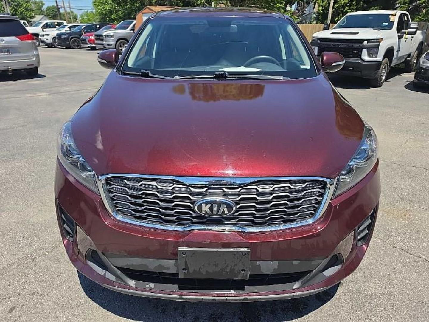 2020 PURPLE Kia Sorento LX 2WD (5XYPG4A38LG) with an 2.4L L4 DOHC 16V engine, 6A transmission, located at 3304 Woodville Road, Northwood, OH, 43619, (419) 210-8019, 41.612694, -83.480743 - Your #1 Destination for Auto Loans and mdash;No Matter Your Credit!At our dealership, we believe everyone deserves the opportunity to drive their dream car and mdash;whether you have good credit, bad credit, or no credit at all. With a wide selection of hundreds of cars, trucks, and SUVs, you'll fin - Photo#7
