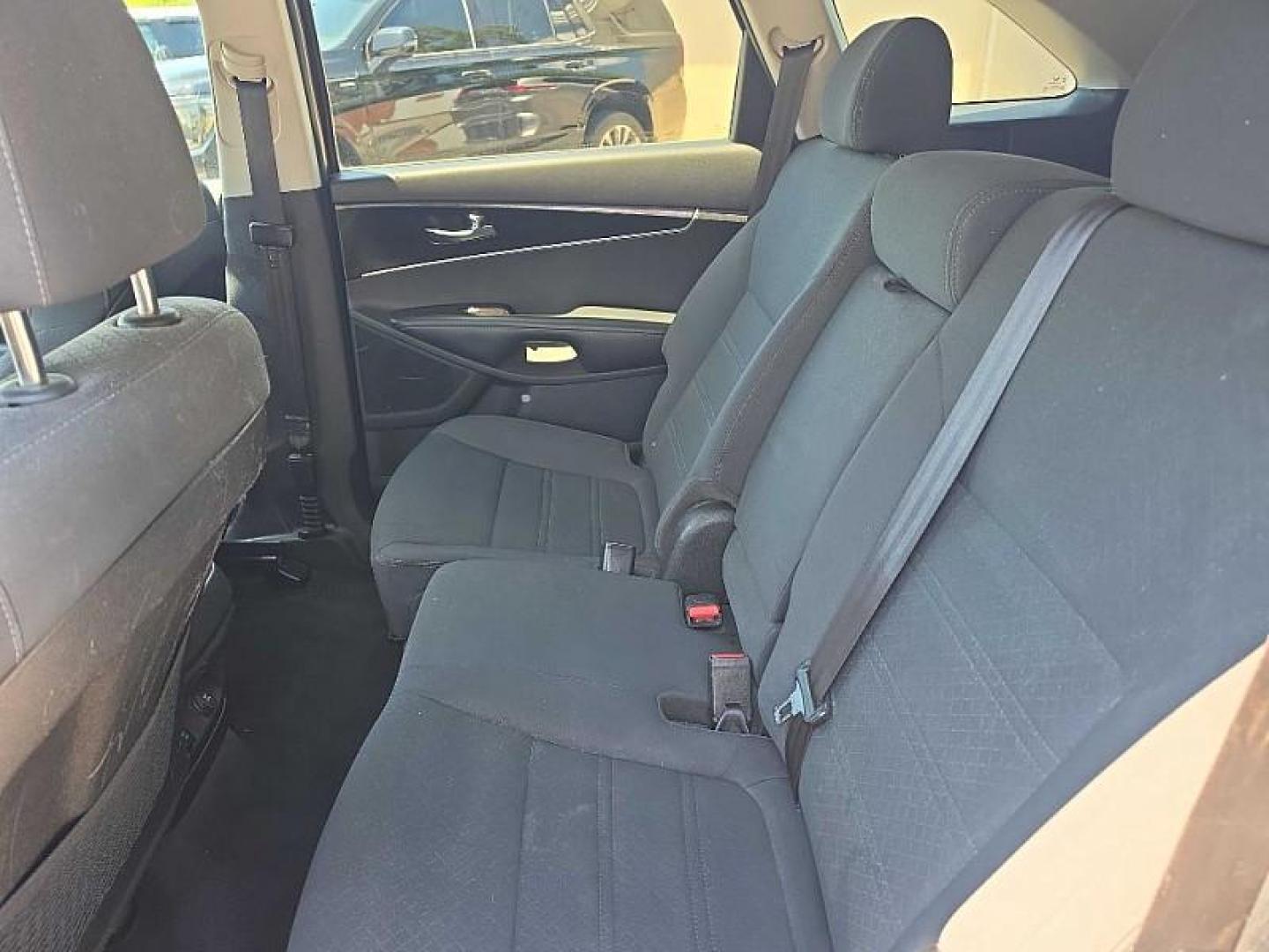 2020 PURPLE Kia Sorento LX 2WD (5XYPG4A38LG) with an 2.4L L4 DOHC 16V engine, 6A transmission, located at 3304 Woodville Road, Northwood, OH, 43619, (419) 210-8019, 41.612694, -83.480743 - Your #1 Destination for Auto Loans and mdash;No Matter Your Credit!At our dealership, we believe everyone deserves the opportunity to drive their dream car and mdash;whether you have good credit, bad credit, or no credit at all. With a wide selection of hundreds of cars, trucks, and SUVs, you'll fin - Photo#26
