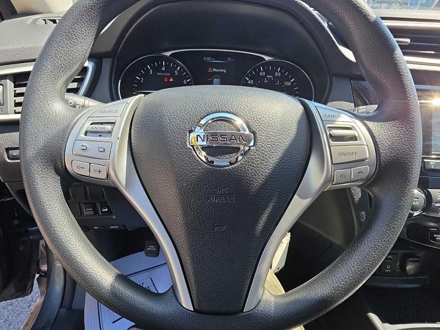 2016 GRAY /BLACK Nissan Rogue S AWD (5N1AT2MMXGC) with an 2.5L L4 DOHC 16V engine, CVT transmission, located at 3304 Woodville Road, Northwood, OH, 43619, (419) 210-8019, 41.612694, -83.480743 - Your #1 Destination for Auto Loans and mdash;No Matter Your Credit!At our dealership, we believe everyone deserves the opportunity to drive their dream car and mdash;whether you have good credit, bad credit, or no credit at all. With a wide selection of hundreds of cars, trucks, and SUVs, you'll fin - Photo#19