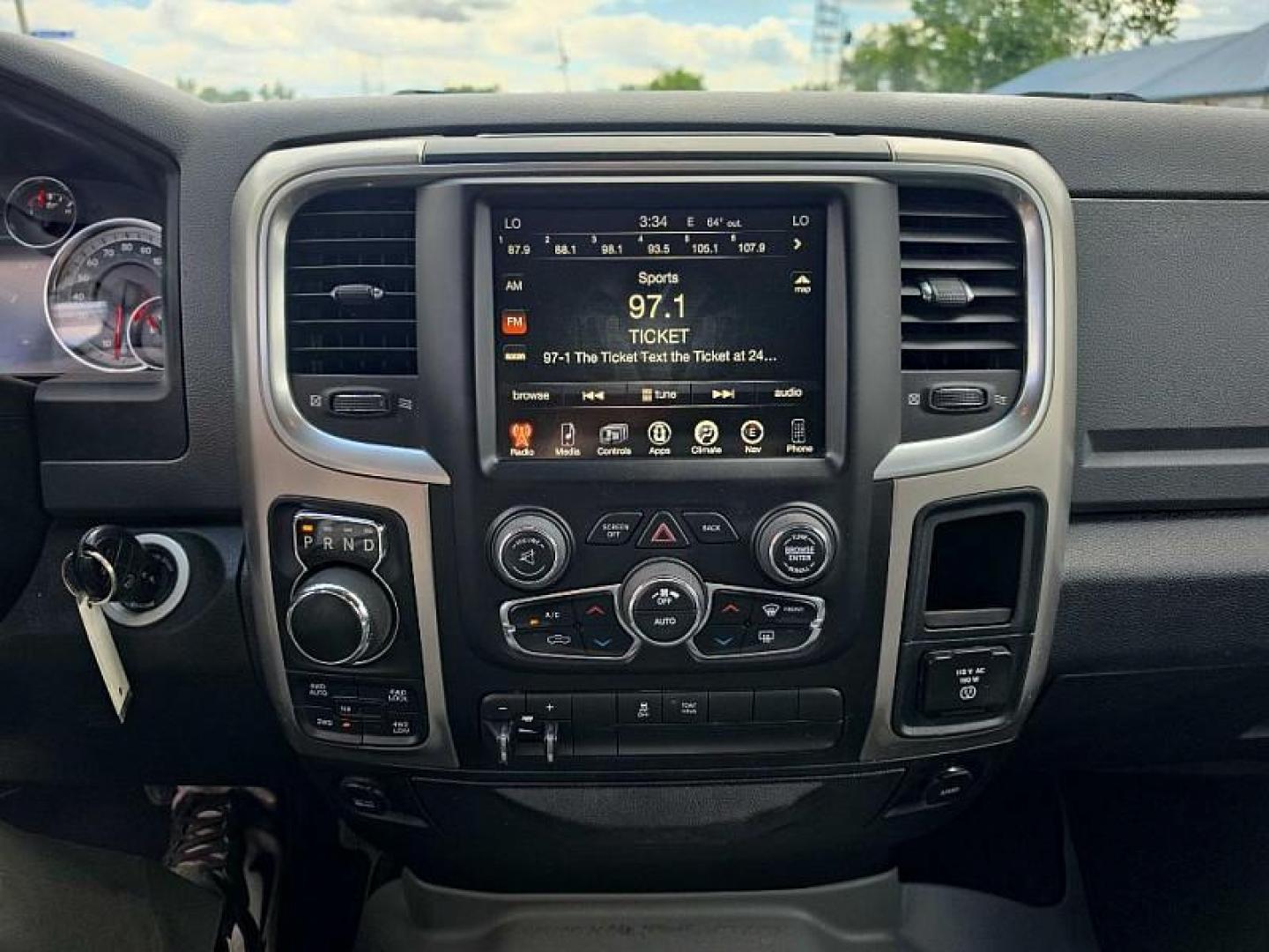 2017 GREEN RAM 1500 SLT Crew Cab LWB 4WD (1C6RR7TT3HS) with an 5.7L V8 OHV 16V engine, 8A transmission, located at 3304 Woodville Road, Northwood, OH, 43619, (419) 210-8019, 41.612694, -83.480743 - Your #1 Destination for Auto Loans and mdash;No Matter Your Credit!At our dealership, we believe everyone deserves the opportunity to drive their dream car and mdash;whether you have good credit, bad credit, or no credit at all. With a wide selection of hundreds of cars, trucks, and SUVs, you'll fin - Photo#21