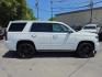 2019 WHITE /BLACK Chevrolet Tahoe Premier 4WD (1GNSKCKC7KR) with an 5.3L V8 OHV 16V engine, 6A transmission, located at 3304 Woodville Road, Northwood, OH, 43619, (419) 210-8019, 41.612694, -83.480743 - Your #1 Destination for Auto Loans and mdash;No Matter Your Credit!At our dealership, we believe everyone deserves the opportunity to drive their dream car and mdash;whether you have good credit, bad credit, or no credit at all. With a wide selection of hundreds of cars, trucks, and SUVs, you'll fin - Photo#5