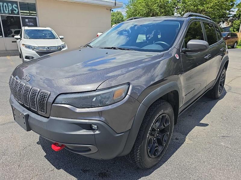 photo of 2019 Jeep Cherokee Trailhawk 4WD