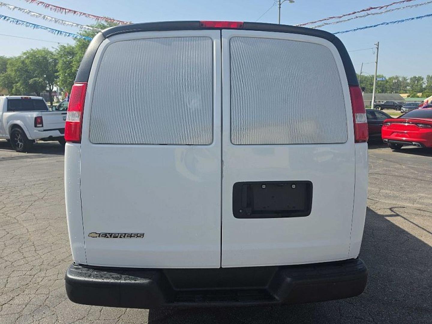 2020 WHITE /GRAY Chevrolet Express 2500 Cargo Extended (1GCWGBFP9L1) with an 4.3L V6 engine, 6A transmission, located at 3304 Woodville Road, Northwood, OH, 43619, (419) 210-8019, 41.612694, -83.480743 - Your #1 Destination for Auto Loans and mdash;No Matter Your Credit!At our dealership, we believe everyone deserves the opportunity to drive their dream car and mdash;whether you have good credit, bad credit, or no credit at all. With a wide selection of hundreds of cars, trucks, and SUVs, you'll fin- Photo#3