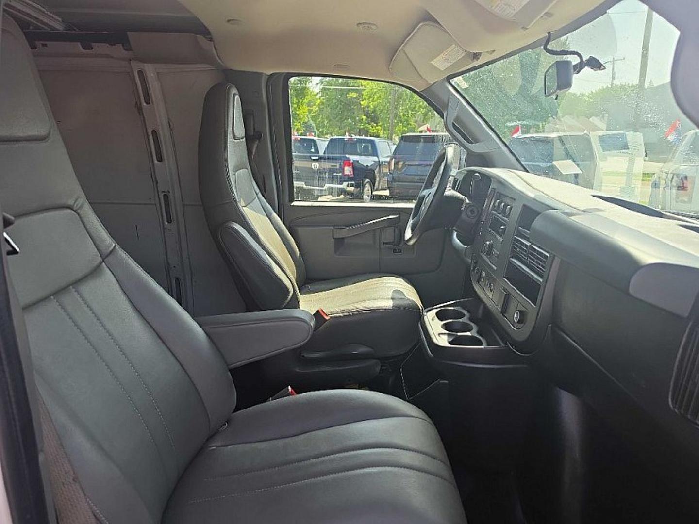 2020 WHITE /GRAY Chevrolet Express 2500 Cargo Extended (1GCWGBFP9L1) with an 4.3L V6 engine, 6A transmission, located at 3304 Woodville Road, Northwood, OH, 43619, (419) 210-8019, 41.612694, -83.480743 - Your #1 Destination for Auto Loans and mdash;No Matter Your Credit!At our dealership, we believe everyone deserves the opportunity to drive their dream car and mdash;whether you have good credit, bad credit, or no credit at all. With a wide selection of hundreds of cars, trucks, and SUVs, you'll fin- Photo#18
