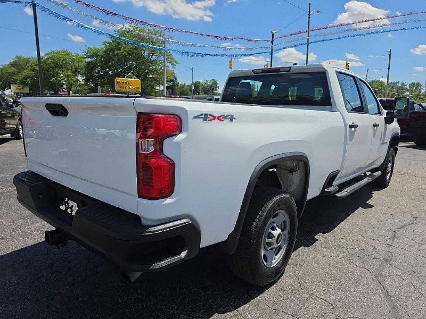 2020 WHITE Chevrolet Silverado 2500HD Work Truck Crew Cab Short Box 4WD (1GC4YLE71LF) with an 6.6L V8 OHV 16V engine, 6A transmission, located at 3304 Woodville Road, Northwood, OH, 43619, (419) 210-8019, 41.612694, -83.480743 - Your #1 Destination for Auto Loans and mdash;No Matter Your Credit!At our dealership, we believe everyone deserves the opportunity to drive their dream car and mdash;whether you have good credit, bad credit, or no credit at all. With a wide selection of hundreds of cars, trucks, and SUVs, you'll fin- Photo#4
