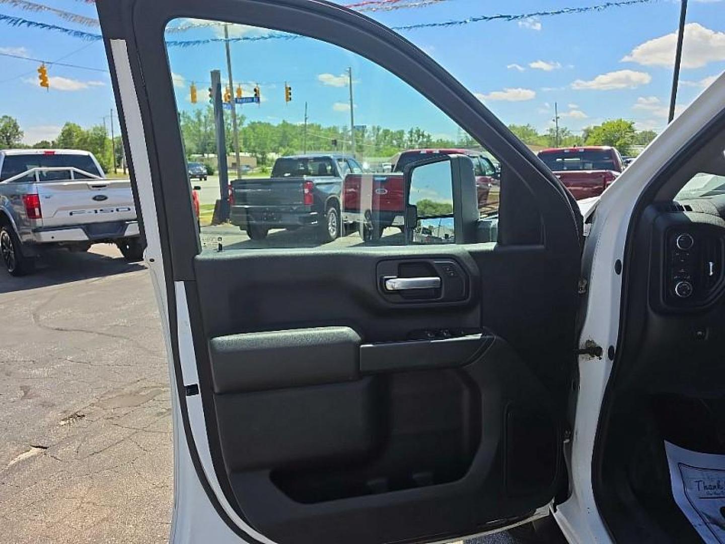 2020 WHITE Chevrolet Silverado 2500HD Work Truck Crew Cab Short Box 4WD (1GC4YLE71LF) with an 6.6L V8 OHV 16V engine, 6A transmission, located at 3304 Woodville Road, Northwood, OH, 43619, (419) 210-8019, 41.612694, -83.480743 - Your #1 Destination for Auto Loans and mdash;No Matter Your Credit!At our dealership, we believe everyone deserves the opportunity to drive their dream car and mdash;whether you have good credit, bad credit, or no credit at all. With a wide selection of hundreds of cars, trucks, and SUVs, you'll fin- Photo#8