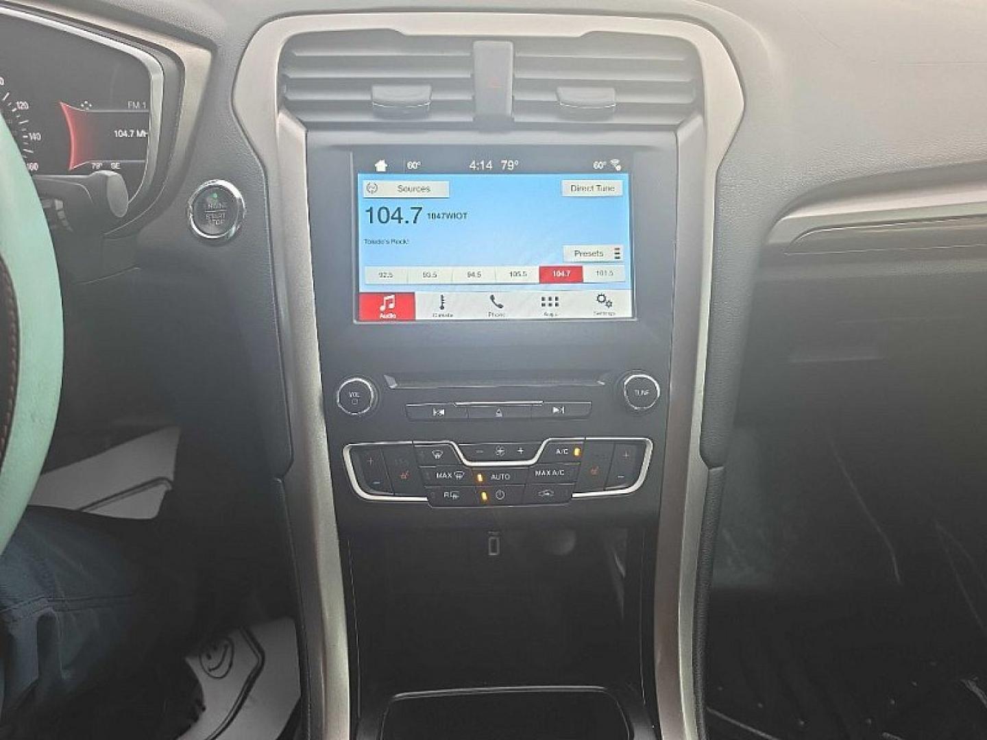 2017 BLUE /BLACK Ford Fusion SE (3FA6P0HD0HR) with an 1.5L L4 DOHC 16V engine, 6A transmission, located at 3304 Woodville Road, Northwood, OH, 43619, (419) 210-8019, 41.612694, -83.480743 - Your #1 Destination for Auto Loans and mdash;No Matter Your Credit!At our dealership, we believe everyone deserves the opportunity to drive their dream car and mdash;whether you have good credit, bad credit, or no credit at all. With a wide selection of hundreds of cars, trucks, and SUVs, you'll fin- Photo#21