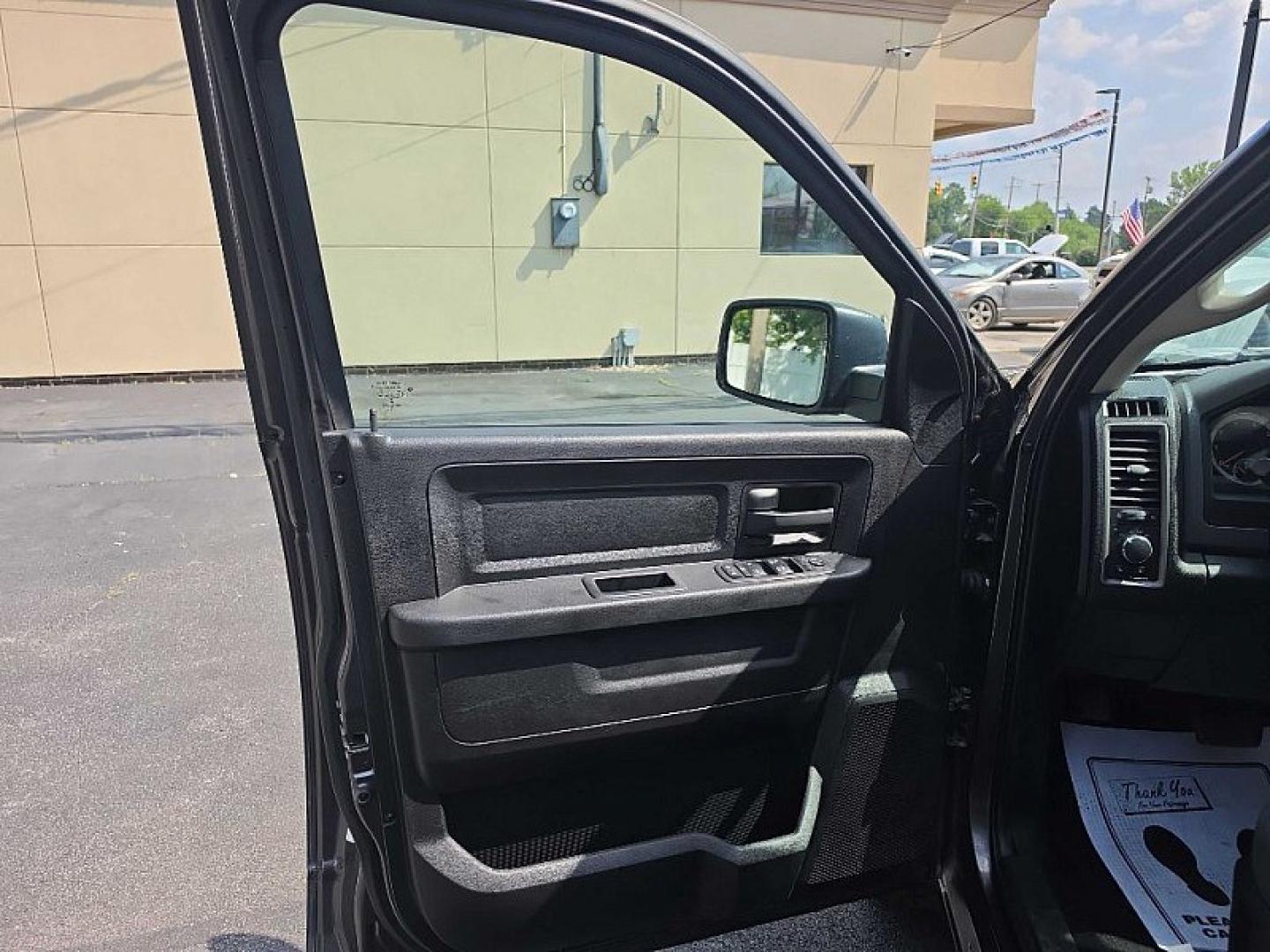 2016 GRAY /GRAY RAM 1500 Tradesman Quad Cab 4WD (1C6RR7FT9GS) with an 5.7L V8 OHV 16V engine, 6A transmission, located at 3304 Woodville Road, Northwood, OH, 43619, (419) 210-8019, 41.612694, -83.480743 - Your #1 Destination for Auto Loans and mdash;No Matter Your Credit!At our dealership, we believe everyone deserves the opportunity to drive their dream car and mdash;whether you have good credit, bad credit, or no credit at all. With a wide selection of hundreds of cars, trucks, and SUVs, you'll fin- Photo#8
