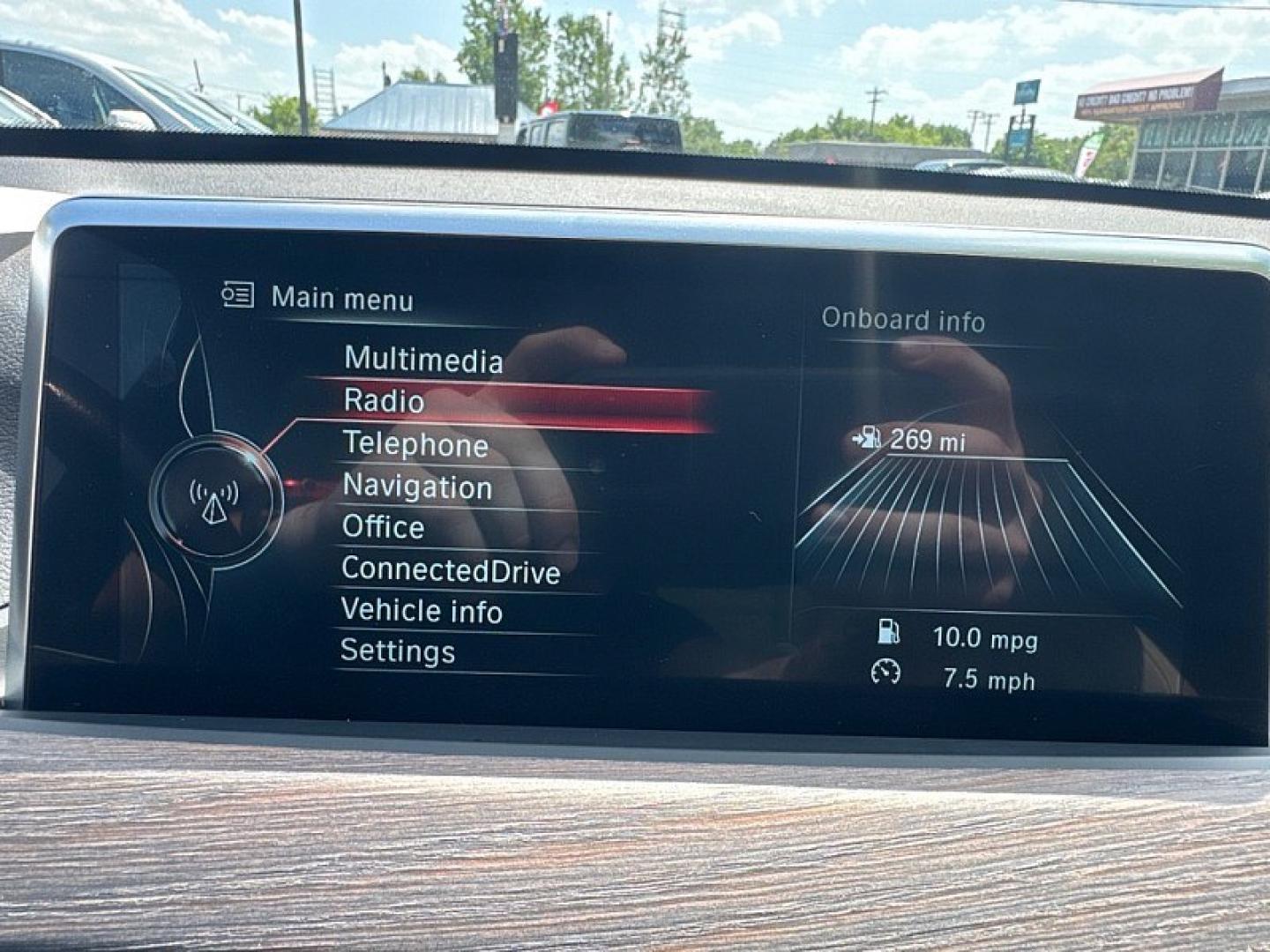 2017 BLACK /BLACK BMW X1 xDrive28i (WBXHT3Z34H4) with an 2.0L L4 DOHC 16V engine, 8A transmission, located at 3304 Woodville Road, Northwood, OH, 43619, (419) 210-8019, 41.612694, -83.480743 - Your #1 Destination for Auto Loans and mdash;No Matter Your Credit!At our dealership, we believe everyone deserves the opportunity to drive their dream car and mdash;whether you have good credit, bad credit, or no credit at all. With a wide selection of hundreds of cars, trucks, and SUVs, you'll fin- Photo#20