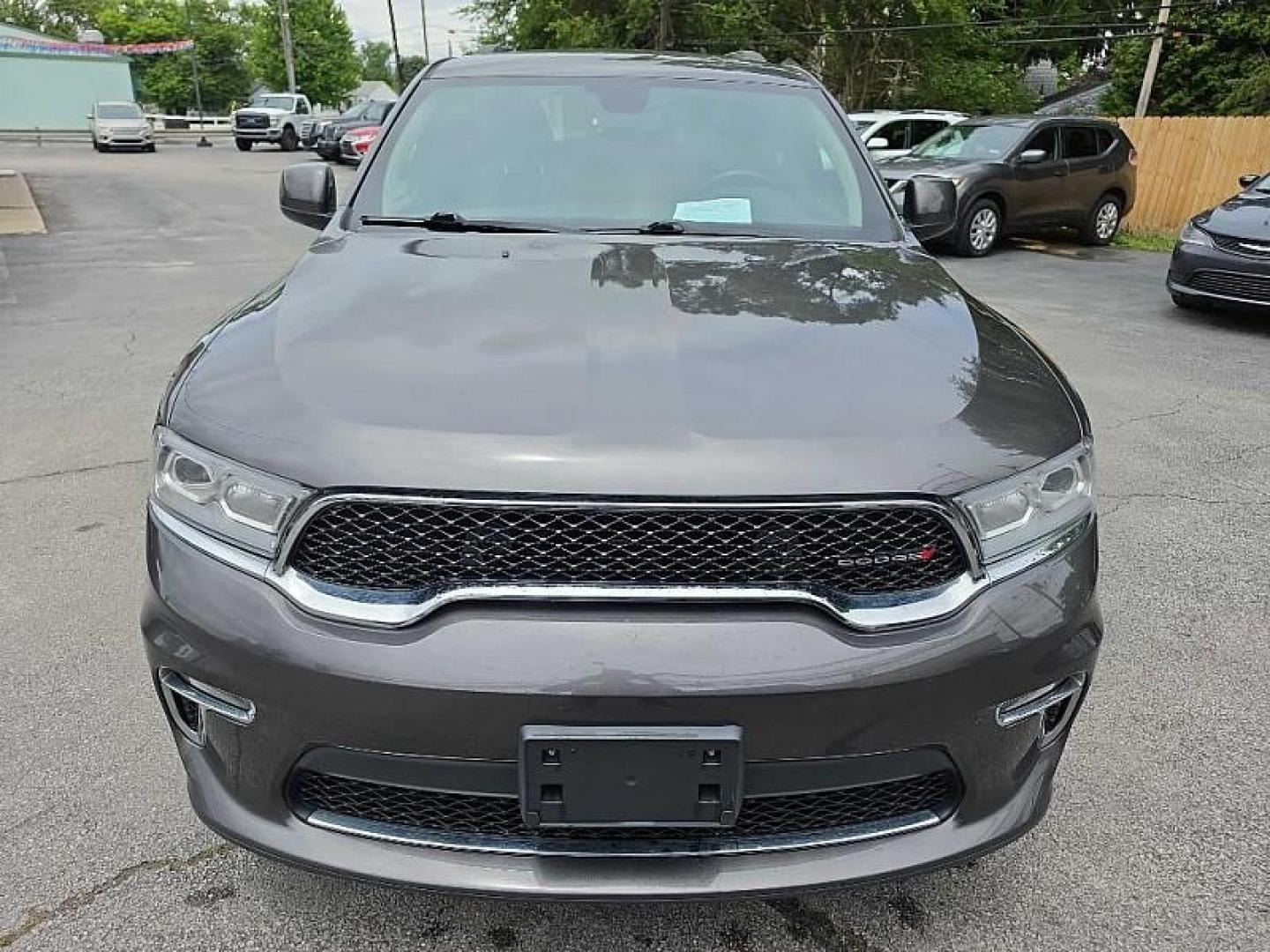 2021 GRAY /BLACK Dodge Durango SXT AWD (1C4RDJAG2MC) with an 3.6L V6 DOHC 24V engine, 8A transmission, located at 3304 Woodville Road, Northwood, OH, 43619, (419) 210-8019, 41.612694, -83.480743 - Your #1 Destination for Auto Loans and mdash;No Matter Your Credit!At our dealership, we believe everyone deserves the opportunity to drive their dream car and mdash;whether you have good credit, bad credit, or no credit at all. With a wide selection of hundreds of cars, trucks, and SUVs, you'll fin- Photo#7