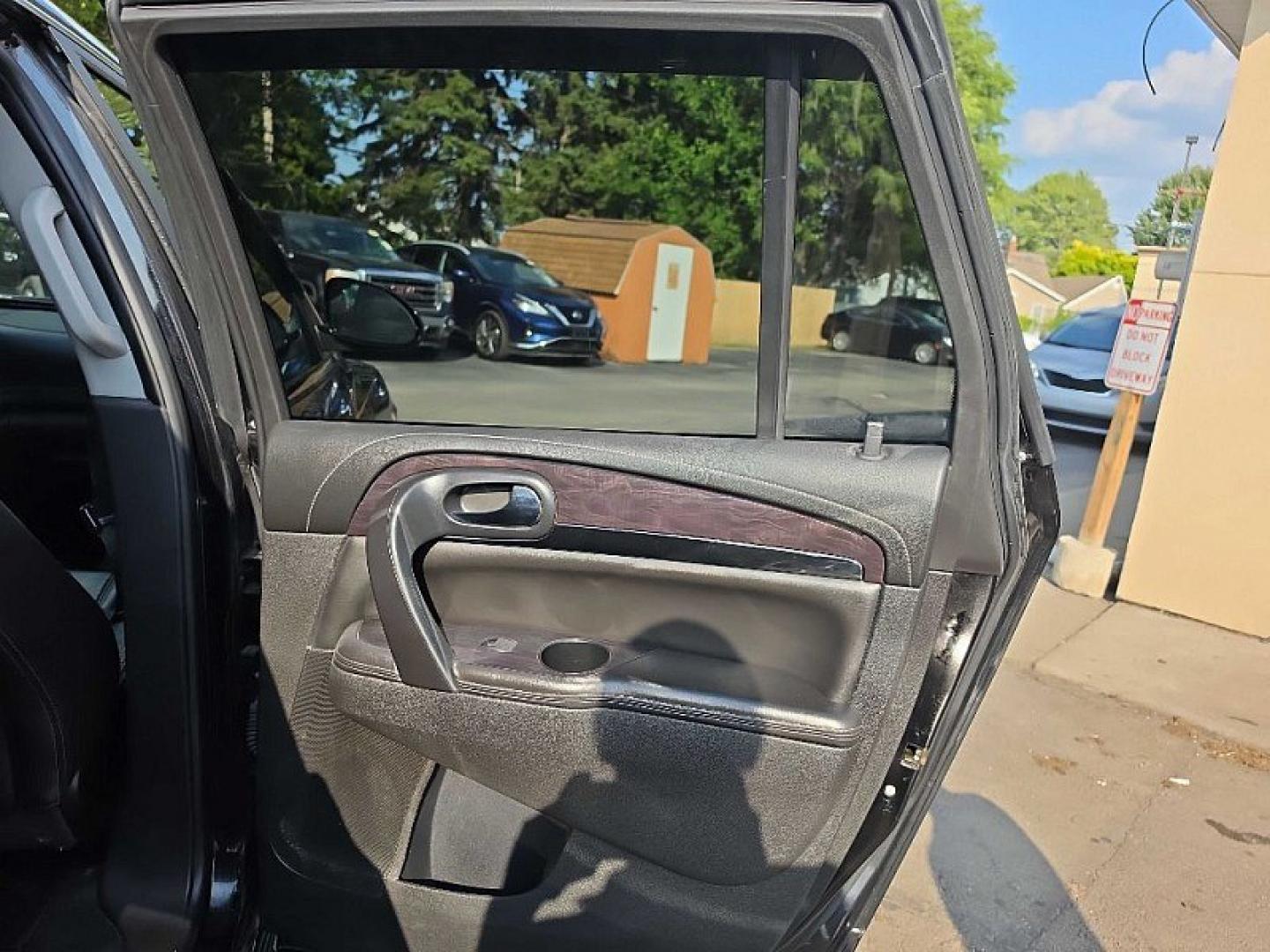 2016 BLACK /BLACK Buick Enclave Premium AWD (5GAKVCKD9GJ) with an 3.6L V6 DOHC 24V engine, 6A transmission, located at 3304 Woodville Road, Northwood, OH, 43619, (419) 210-8019, 41.612694, -83.480743 - Your #1 Destination for Auto Loans and mdash;No Matter Your Credit!At our dealership, we believe everyone deserves the opportunity to drive their dream car and mdash;whether you have good credit, bad credit, or no credit at all. With a wide selection of hundreds of cars, trucks, and SUVs, you'll fin- Photo#16