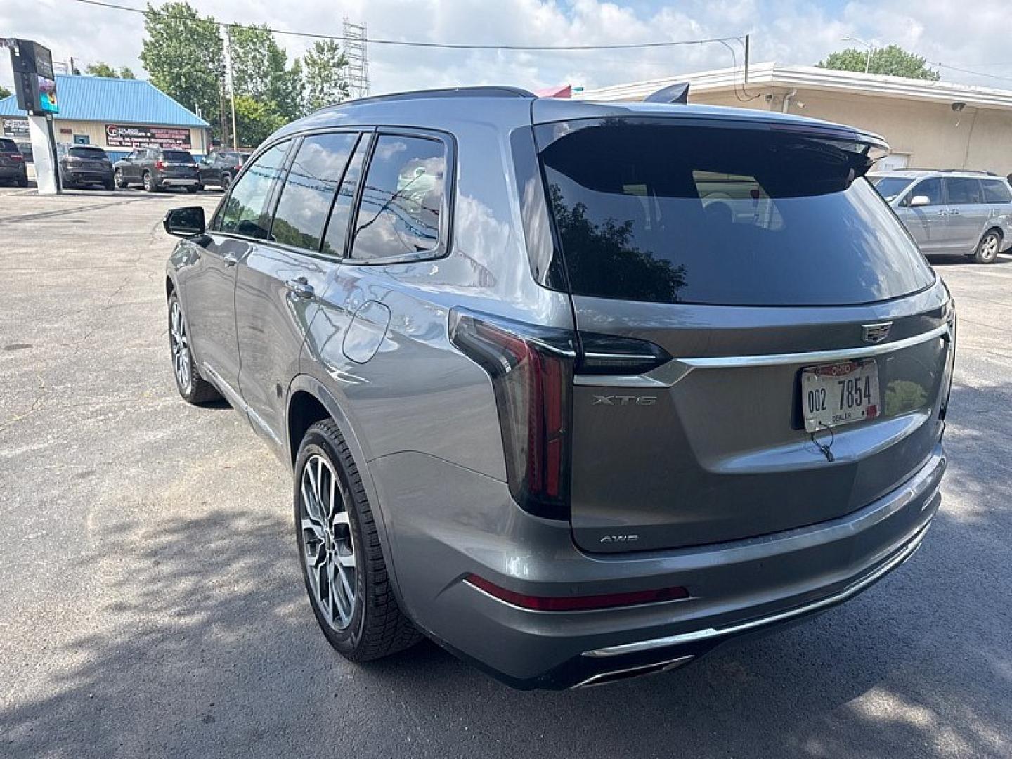 2022 GRAY /BLACK Cadillac XT6 Sport (1GYKPGRS4NZ) with an 3.6L V6 DOHC 24V engine, 9A transmission, located at 3304 Woodville Road, Northwood, OH, 43619, (419) 210-8019, 41.612694, -83.480743 - Your #1 Destination for Auto Loans and mdash;No Matter Your Credit!At our dealership, we believe everyone deserves the opportunity to drive their dream car and mdash;whether you have good credit, bad credit, or no credit at all. With a wide selection of hundreds of cars, trucks, and SUVs, you'll fin- Photo#2