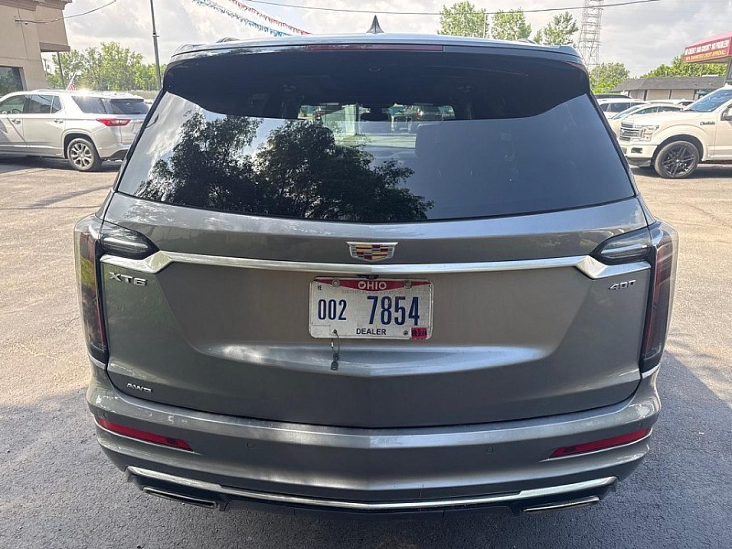 2022 GRAY /BLACK Cadillac XT6 Sport (1GYKPGRS4NZ) with an 3.6L V6 DOHC 24V engine, 9A transmission, located at 3304 Woodville Road, Northwood, OH, 43619, (419) 210-8019, 41.612694, -83.480743 - Your #1 Destination for Auto Loans and mdash;No Matter Your Credit!At our dealership, we believe everyone deserves the opportunity to drive their dream car and mdash;whether you have good credit, bad credit, or no credit at all. With a wide selection of hundreds of cars, trucks, and SUVs, you'll fin- Photo#3