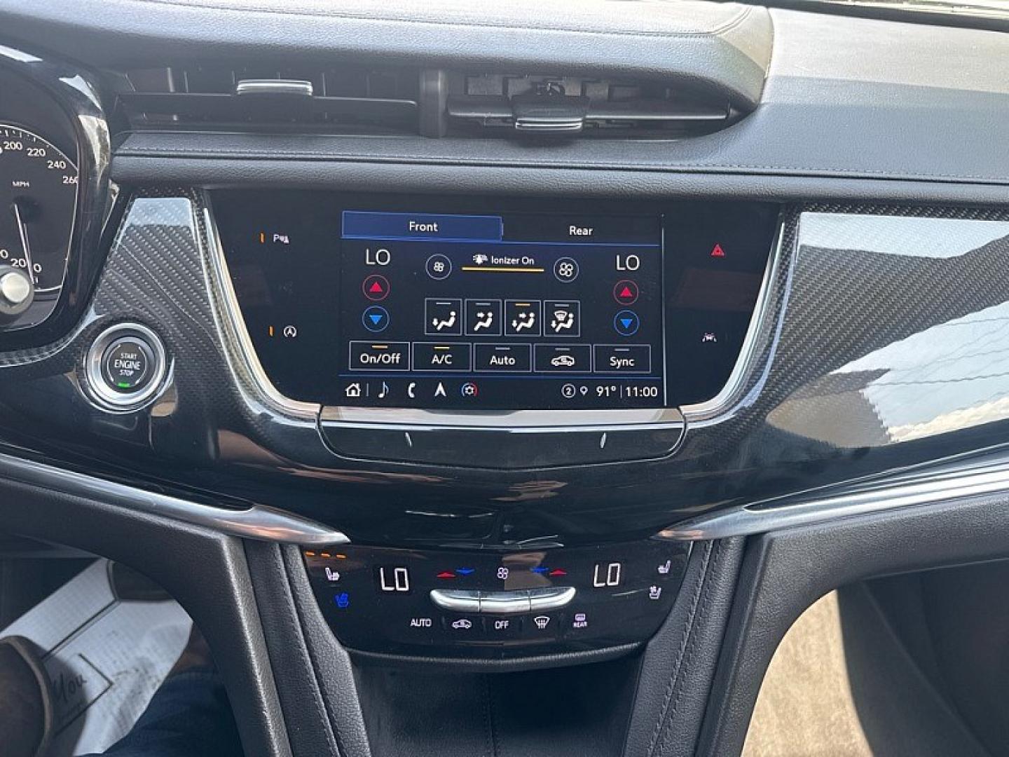 2022 GRAY /BLACK Cadillac XT6 Sport (1GYKPGRS4NZ) with an 3.6L V6 DOHC 24V engine, 9A transmission, located at 3304 Woodville Road, Northwood, OH, 43619, (419) 210-8019, 41.612694, -83.480743 - Your #1 Destination for Auto Loans and mdash;No Matter Your Credit!At our dealership, we believe everyone deserves the opportunity to drive their dream car and mdash;whether you have good credit, bad credit, or no credit at all. With a wide selection of hundreds of cars, trucks, and SUVs, you'll fin- Photo#23