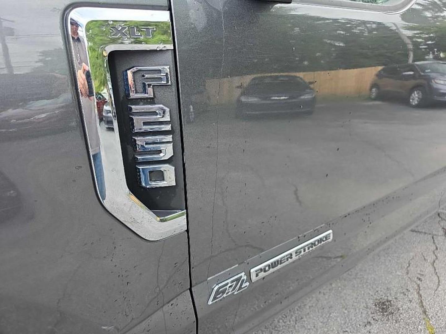 2018 GRAY /GRAY Ford F-250 SD King Ranch Crew Cab Long Bed 4WD (1FT7W2BT5JE) with an 6.7L V8 OHV 16V DIESEL engine, 6A transmission, located at 3304 Woodville Road, Northwood, OH, 43619, (419) 210-8019, 41.612694, -83.480743 - Your #1 Destination for Auto Loans and mdash;No Matter Your Credit!At our dealership, we believe everyone deserves the opportunity to drive their dream car and mdash;whether you have good credit, bad credit, or no credit at all. With a wide selection of hundreds of cars, trucks, and SUVs, you'll fin - Photo#8