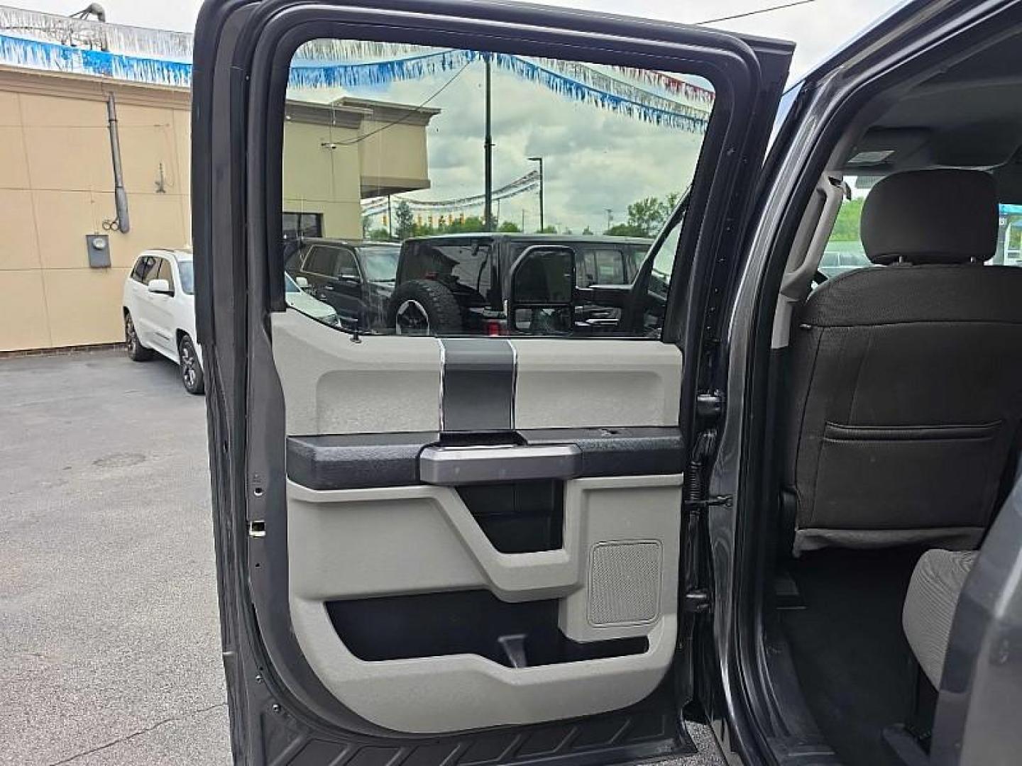 2018 GRAY /GRAY Ford F-250 SD King Ranch Crew Cab Long Bed 4WD (1FT7W2BT5JE) with an 6.7L V8 OHV 16V DIESEL engine, 6A transmission, located at 3304 Woodville Road, Northwood, OH, 43619, (419) 210-8019, 41.612694, -83.480743 - Your #1 Destination for Auto Loans and mdash;No Matter Your Credit!At our dealership, we believe everyone deserves the opportunity to drive their dream car and mdash;whether you have good credit, bad credit, or no credit at all. With a wide selection of hundreds of cars, trucks, and SUVs, you'll fin - Photo#11