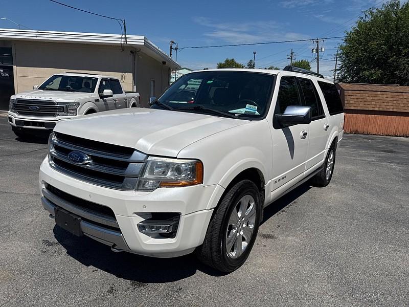 photo of 2017 Ford Expedition EL Platinum 4WD