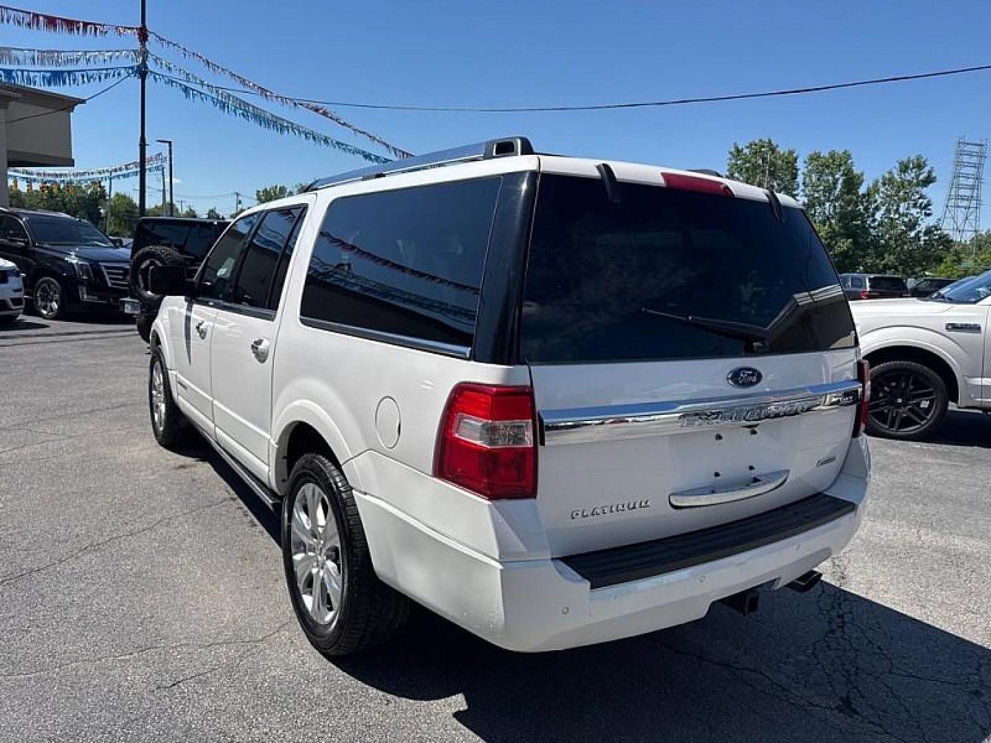2017 WHITE /BLACK Ford Expedition EL Platinum 4WD (1FMJK1MT2HE) with an 3.5L V6 DOHC 24V FFV engine, 6A transmission, located at 3304 Woodville Road, Northwood, OH, 43619, (419) 210-8019, 41.612694, -83.480743 - Photo#2