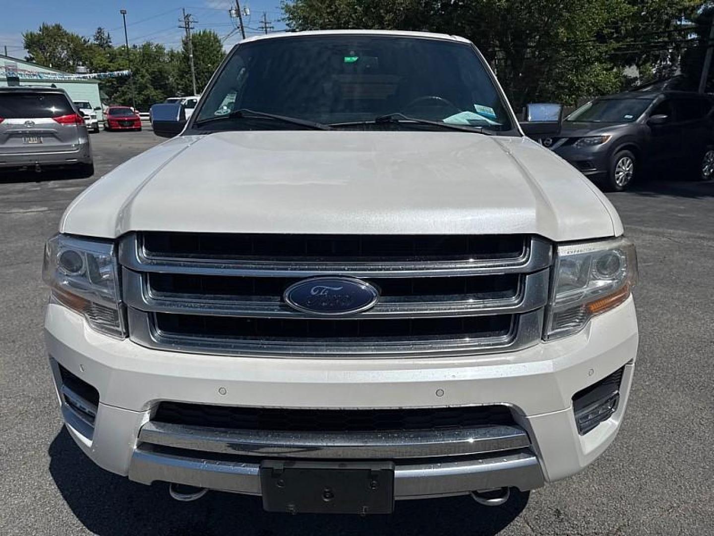 2017 WHITE /BLACK Ford Expedition EL Platinum 4WD (1FMJK1MT2HE) with an 3.5L V6 DOHC 24V FFV engine, 6A transmission, located at 3304 Woodville Road, Northwood, OH, 43619, (419) 210-8019, 41.612694, -83.480743 - Photo#7
