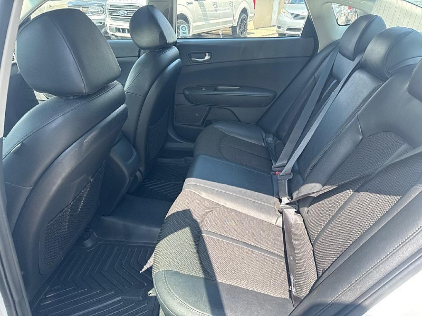 2020 WHITE /BLACK Kia Optima LX (5XXGT4L3XLG) with an 2.4L L4 DOHC 16V engine, 6A transmission, located at 3304 Woodville Road, Northwood, OH, 43619, (419) 210-8019, 41.612694, -83.480743 - Your #1 Destination for Auto Loans and mdash;No Matter Your Credit!At our dealership, we believe everyone deserves the opportunity to drive their dream car and mdash;whether you have good credit, bad credit, or no credit at all. With a wide selection of hundreds of cars, trucks, and SUVs, you'll fin- Photo#11