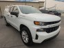2022 WHITE /BLACK Chevrolet Silverado 1500 Custom Double Cab 2WD (1GCRWBEK9NZ) with an 2.7L L4 DOHC 16V TURBO engine, 6A transmission, located at 3304 Woodville Road, Northwood, OH, 43619, (419) 210-8019, 41.612694, -83.480743 - Your #1 Destination for Auto Loans and mdash;No Matter Your Credit!At our dealership, we believe everyone deserves the opportunity to drive their dream car and mdash;whether you have good credit, bad credit, or no credit at all. With a wide selection of hundreds of cars, trucks, and SUVs, you'll fin- Photo#6