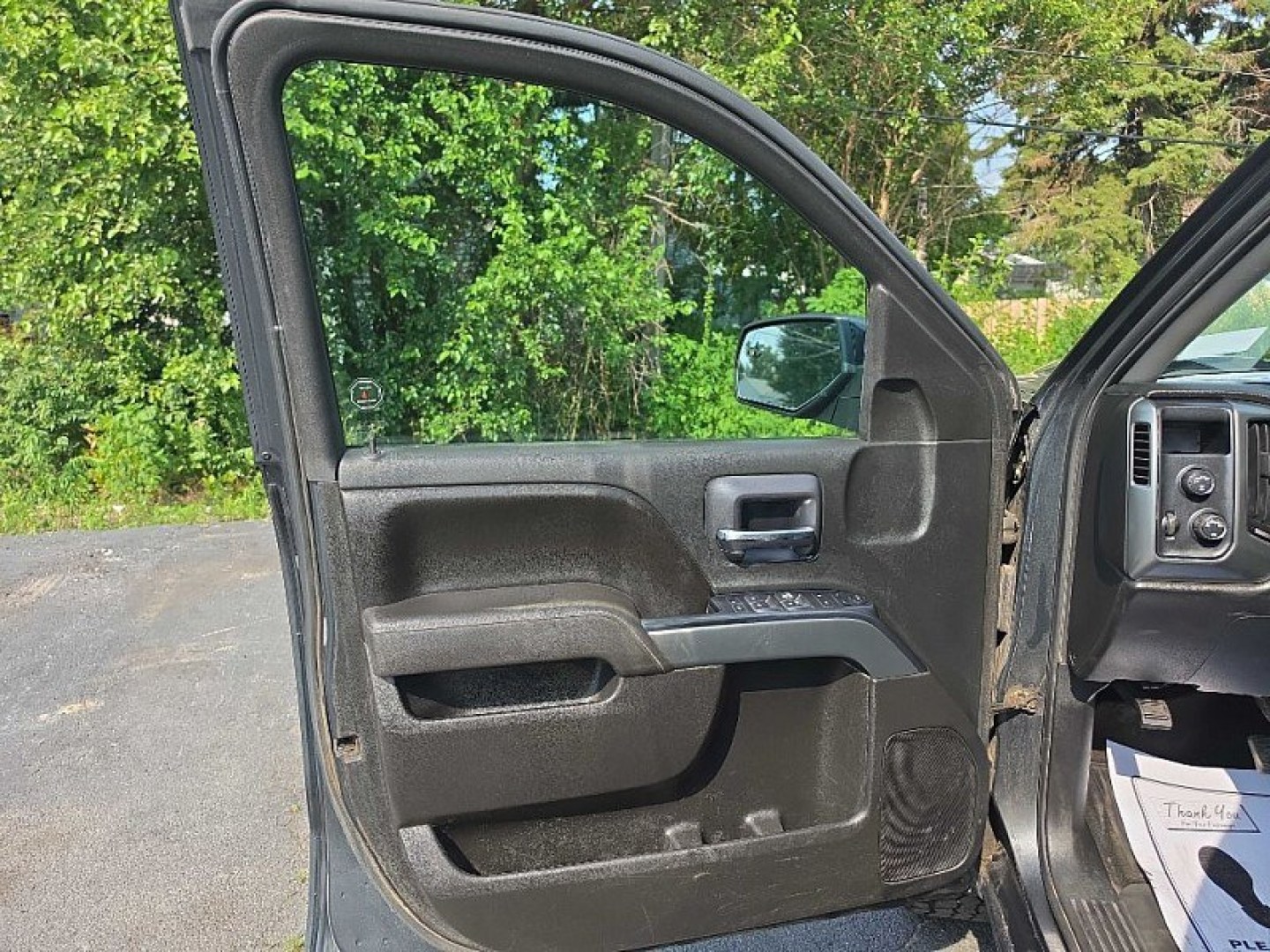 2017 GRAY /BLACK Chevrolet Silverado 1500 LT Double Cab 4WD (1GCVKREC8HZ) with an 5.3L V8 OHV 16V engine, 6A transmission, located at 3304 Woodville Road, Northwood, OH, 43619, (419) 210-8019, 41.612694, -83.480743 - Your #1 Destination for Auto Loans and mdash;No Matter Your Credit!At our dealership, we believe everyone deserves the opportunity to drive their dream car and mdash;whether you have good credit, bad credit, or no credit at all. With a wide selection of hundreds of cars, trucks, and SUVs, you'll fin- Photo#8