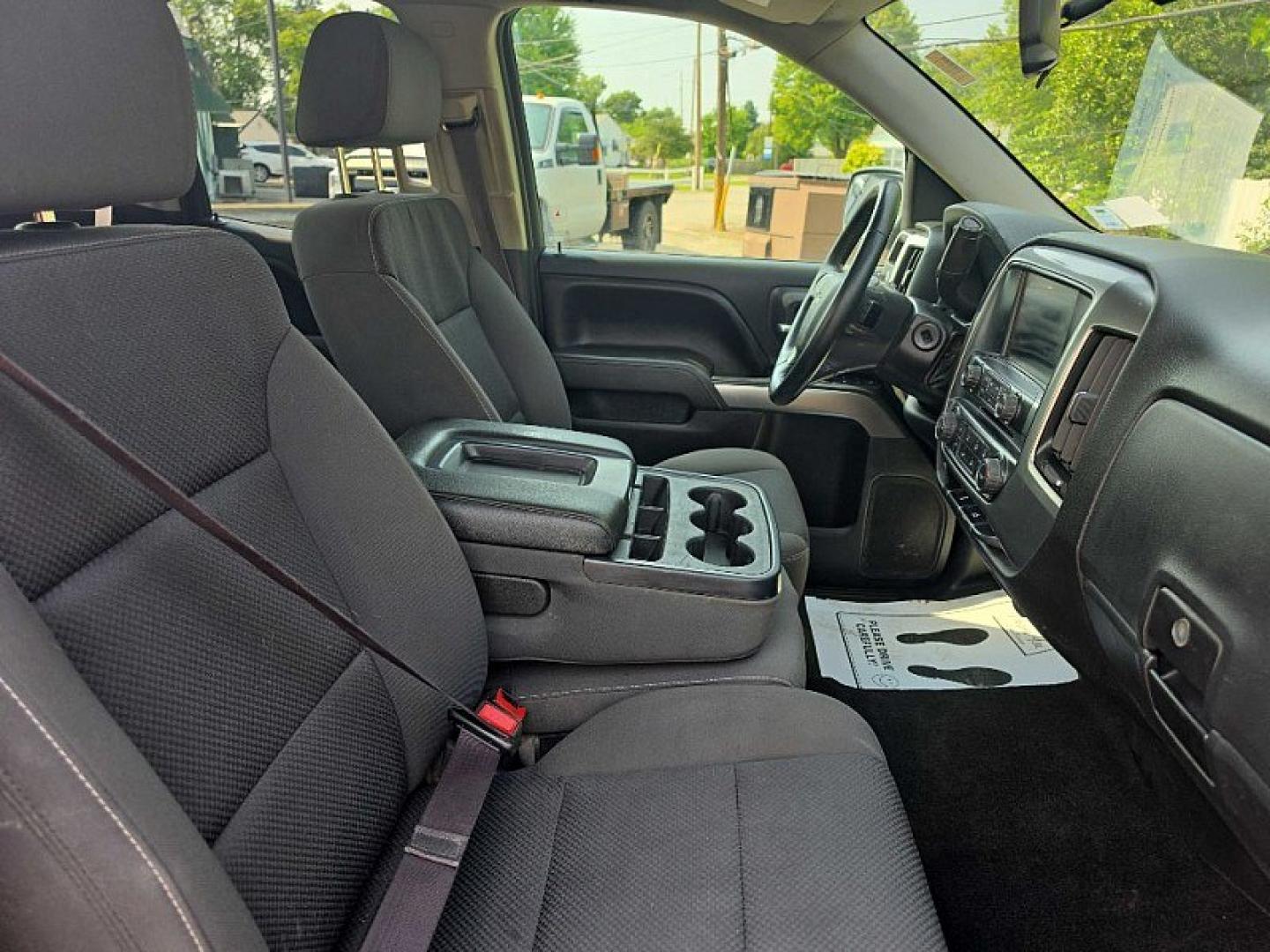 2017 GRAY /BLACK Chevrolet Silverado 1500 LT Double Cab 4WD (1GCVKREC8HZ) with an 5.3L V8 OHV 16V engine, 6A transmission, located at 3304 Woodville Road, Northwood, OH, 43619, (419) 210-8019, 41.612694, -83.480743 - Your #1 Destination for Auto Loans and mdash;No Matter Your Credit!At our dealership, we believe everyone deserves the opportunity to drive their dream car and mdash;whether you have good credit, bad credit, or no credit at all. With a wide selection of hundreds of cars, trucks, and SUVs, you'll fin- Photo#15