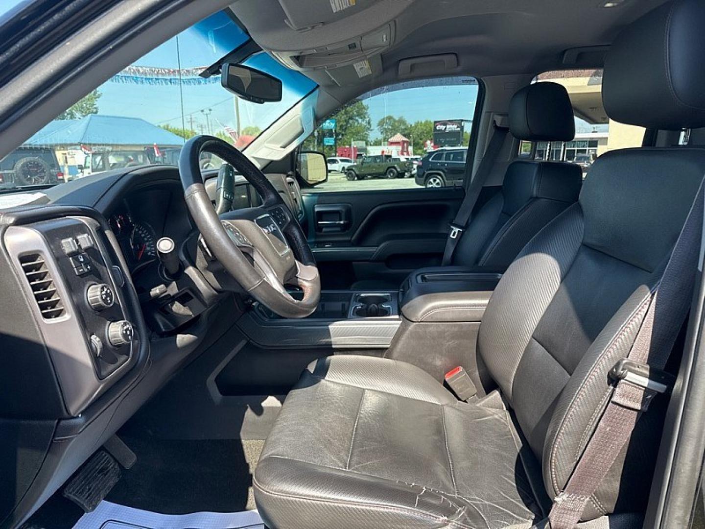 2013 BLACK /BLACK GMC Sierra 1500 SLT Ext. Cab 4WD (1GTV2VEC3EZ) with an 5.3L V8 OHV 16V engine, 6-Speed Automatic transmission, located at 3304 Woodville Road, Northwood, OH, 43619, (419) 210-8019, 41.612694, -83.480743- Photo#9