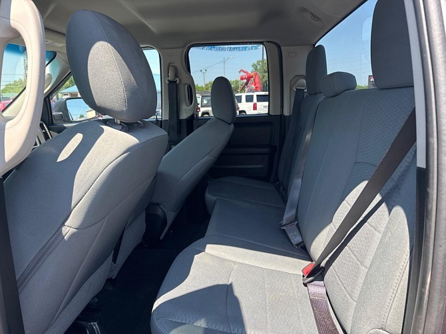2015 GRAY /BLACK / GREY RAM 1500 Tradesman Quad Cab 2WD (1C6RR6FT0FS) with an 5.7L V8 OHV 16V engine, 6-Speed Automatic transmission, located at 3304 Woodville Road, Northwood, OH, 43619, (419) 210-8019, 41.612694, -83.480743- Photo#11