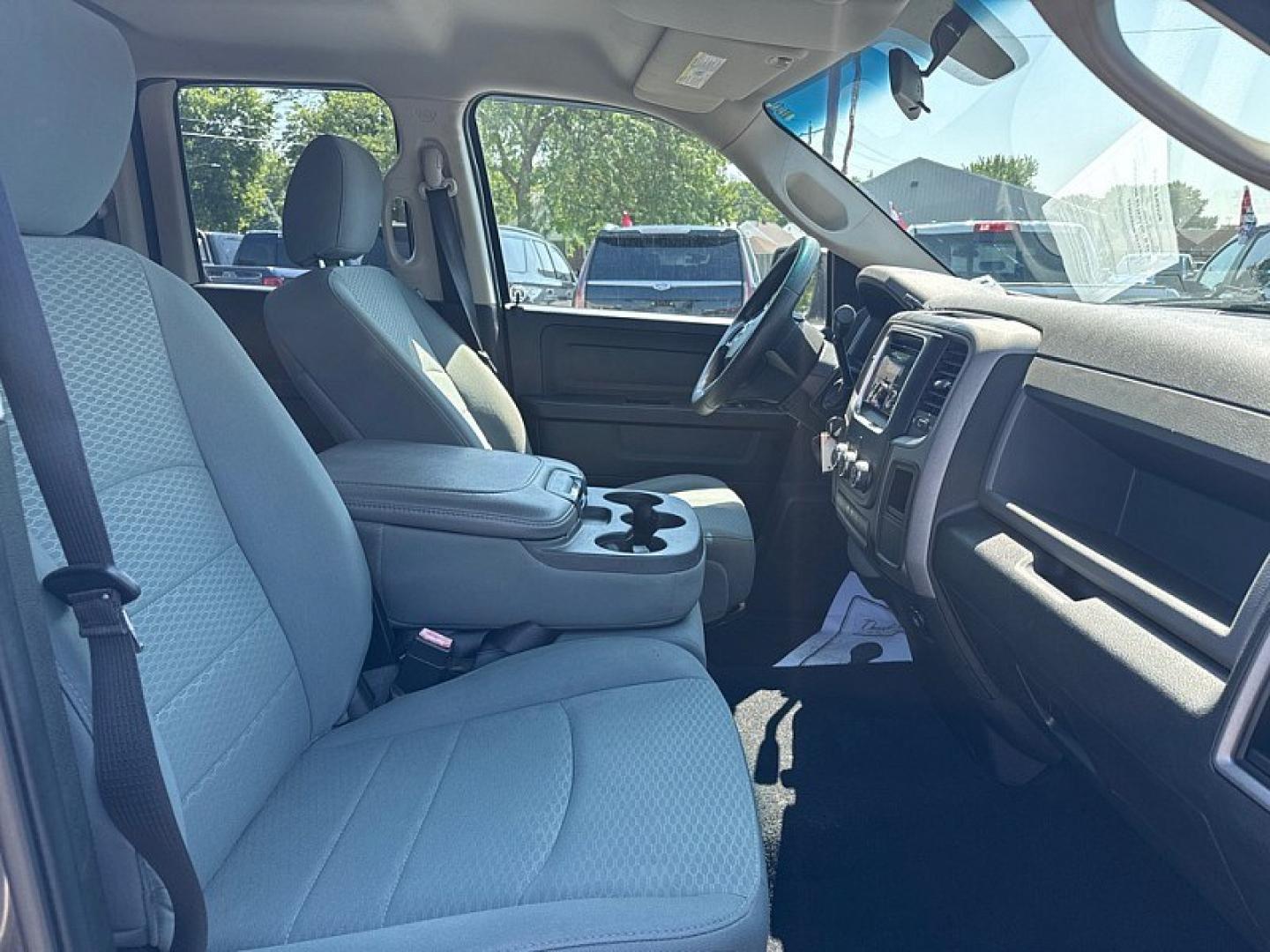 2015 GRAY /BLACK / GREY RAM 1500 Tradesman Quad Cab 2WD (1C6RR6FT0FS) with an 5.7L V8 OHV 16V engine, 6-Speed Automatic transmission, located at 3304 Woodville Road, Northwood, OH, 43619, (419) 210-8019, 41.612694, -83.480743- Photo#15