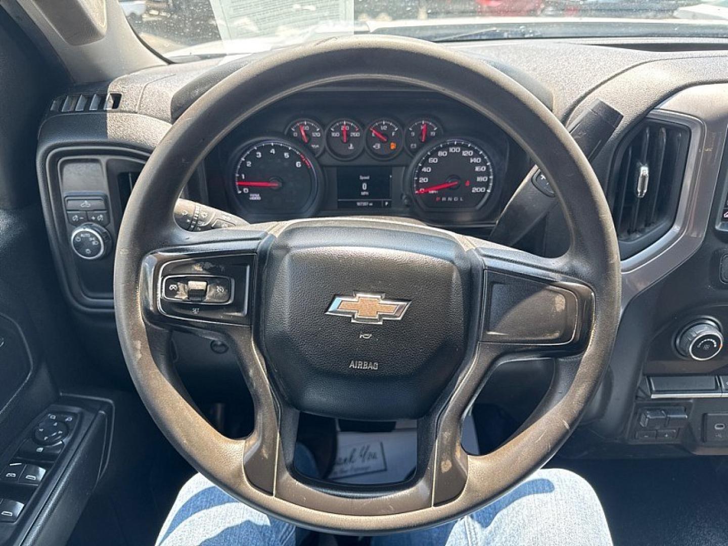 2021 WHITE /BLACK Chevrolet Silverado 2500HD Work Truck Crew Cab Short Box 2WD (1GC1WLE72MF) with an 6.6L V8 OHV 16V engine, 6A transmission, located at 3304 Woodville Road, Northwood, OH, 43619, (419) 210-8019, 41.612694, -83.480743 - Your #1 Destination for Auto Loans and mdash;No Matter Your Credit!At our dealership, we believe everyone deserves the opportunity to drive their dream car and mdash;whether you have good credit, bad credit, or no credit at all. With a wide selection of hundreds of cars, trucks, and SUVs, you'll fin- Photo#18