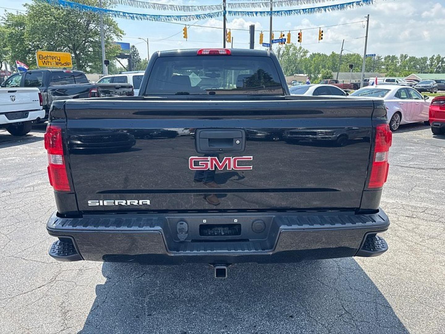 2016 BLACK /BLACK GMC Sierra 1500 Base Double Cab 4WD (1GTV2LEC7GZ) with an 5.3L V8 OHV 16V engine, 6A transmission, located at 3304 Woodville Road, Northwood, OH, 43619, (419) 210-8019, 41.612694, -83.480743- Photo#3