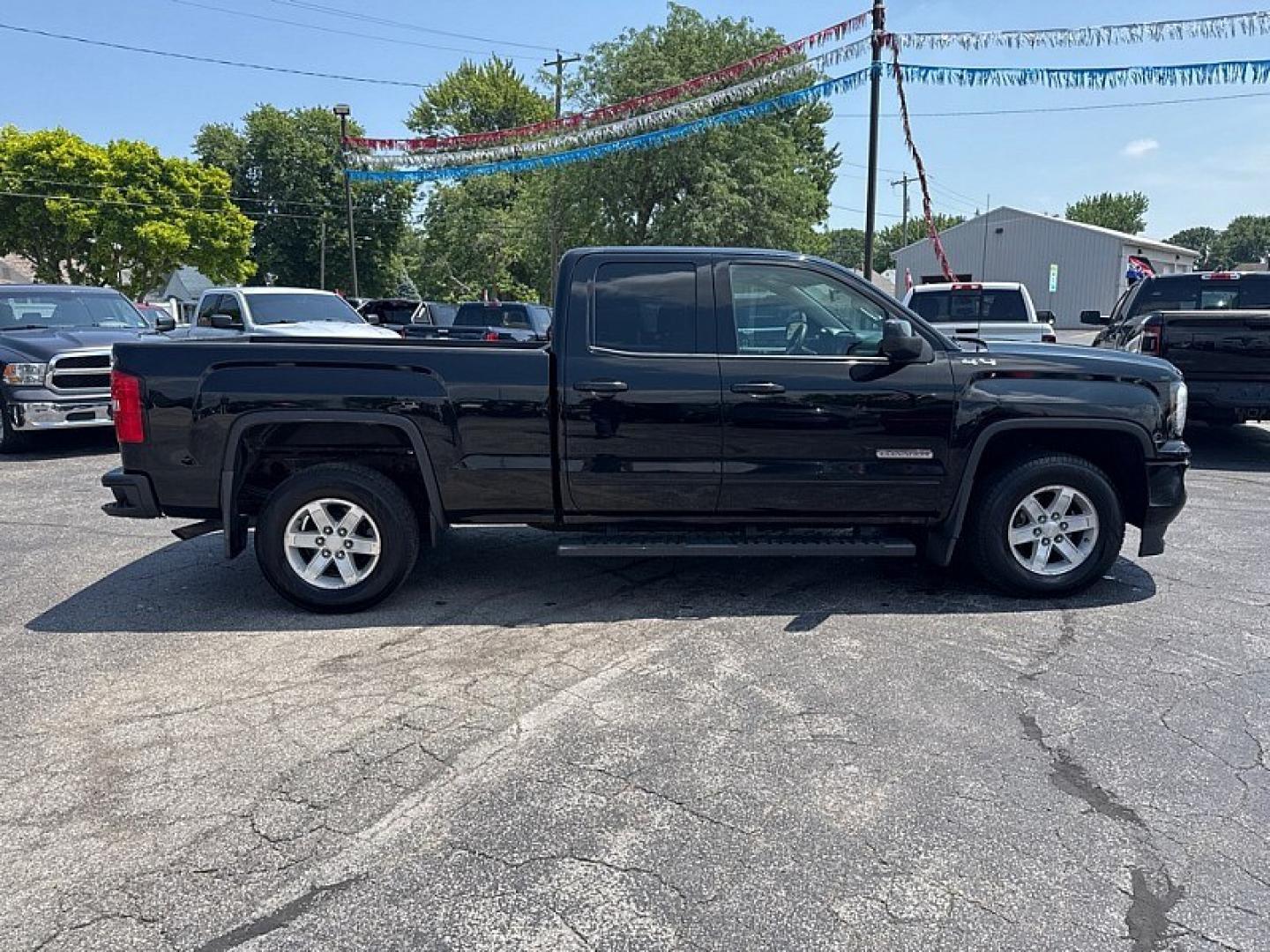 2016 BLACK /BLACK GMC Sierra 1500 Base Double Cab 4WD (1GTV2LEC7GZ) with an 5.3L V8 OHV 16V engine, 6A transmission, located at 3304 Woodville Road, Northwood, OH, 43619, (419) 210-8019, 41.612694, -83.480743- Photo#5