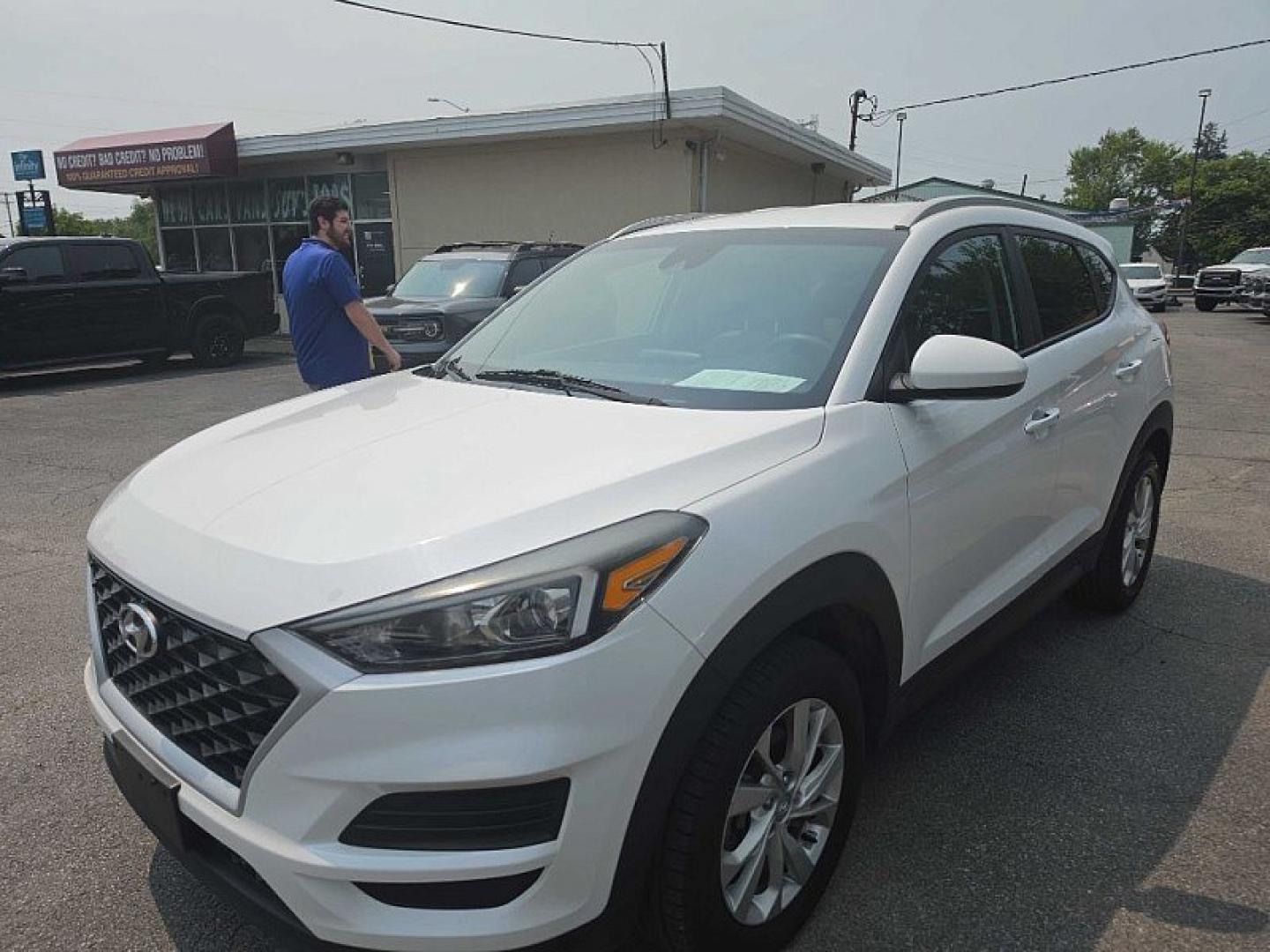 2019 WHITE /BLACK / BEIGE Hyundai Tucson SEL AWD (KM8J3CA47KU) with an 2.0L L4 DOHC 16V engine, 6A transmission, located at 3304 Woodville Road, Northwood, OH, 43619, (419) 210-8019, 41.612694, -83.480743 - Your #1 Destination for Auto Loans and mdash;No Matter Your Credit!At our dealership, we believe everyone deserves the opportunity to drive their dream car and mdash;whether you have good credit, bad credit, or no credit at all. With a wide selection of hundreds of cars, trucks, and SUVs, you'll fin- Photo#0