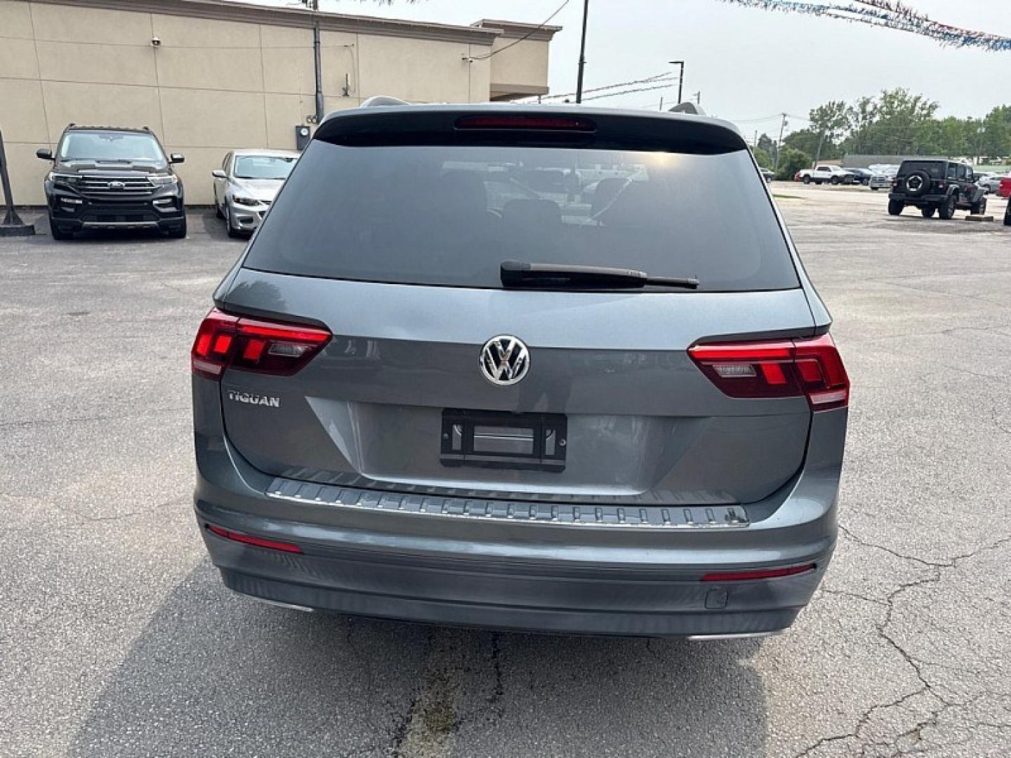 2019 GRAY /BLACK Volkswagen Tiguan S (3VV1B7AX7KM) with an 2.0L L4 DOHC 16V TURBO engine, 8A transmission, located at 3304 Woodville Road, Northwood, OH, 43619, (419) 210-8019, 41.612694, -83.480743- Photo#3