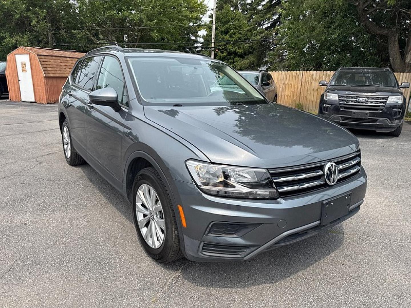 2019 GRAY /BLACK Volkswagen Tiguan S (3VV1B7AX7KM) with an 2.0L L4 DOHC 16V TURBO engine, 8A transmission, located at 3304 Woodville Road, Northwood, OH, 43619, (419) 210-8019, 41.612694, -83.480743- Photo#6