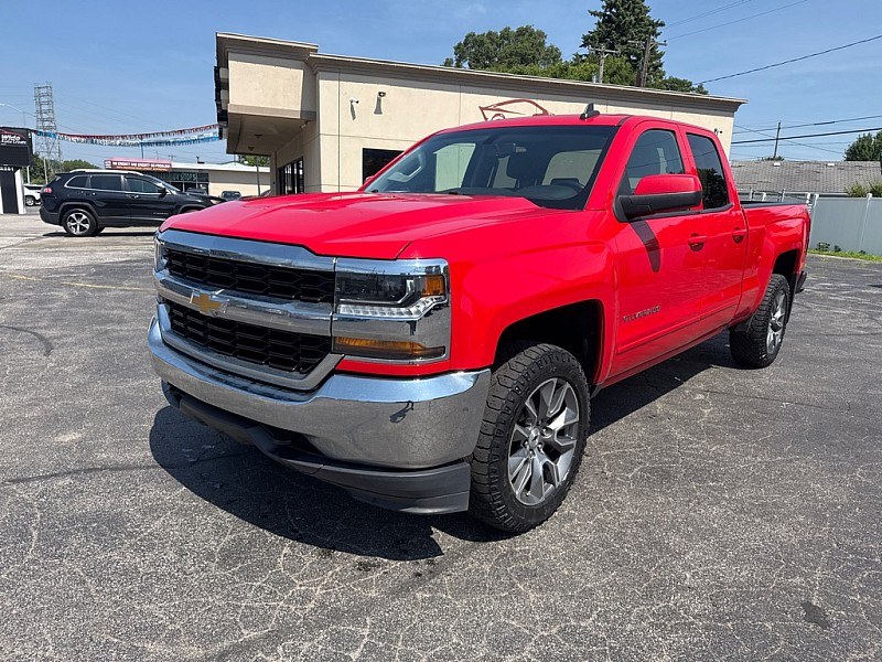 photo of 2018 Chevrolet Silverado 1500 LT Double Cab 4WD