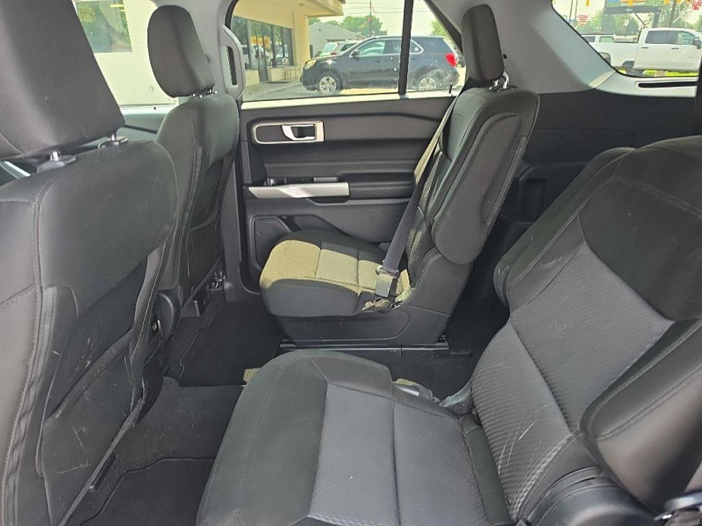 2022 BLACK /BLACK Ford Explorer XLT AWD (1FMSK8DH2NG) with an 2.3L L4 DOHC 16V engine, 10A transmission, located at 3304 Woodville Road, Northwood, OH, 43619, (419) 210-8019, 41.612694, -83.480743 - Your #1 Destination for Auto Loans and mdash;No Matter Your Credit!At our dealership, we believe everyone deserves the opportunity to drive their dream car and mdash;whether you have good credit, bad credit, or no credit at all. With a wide selection of hundreds of cars, trucks, and SUVs, you'll fin- Photo#11