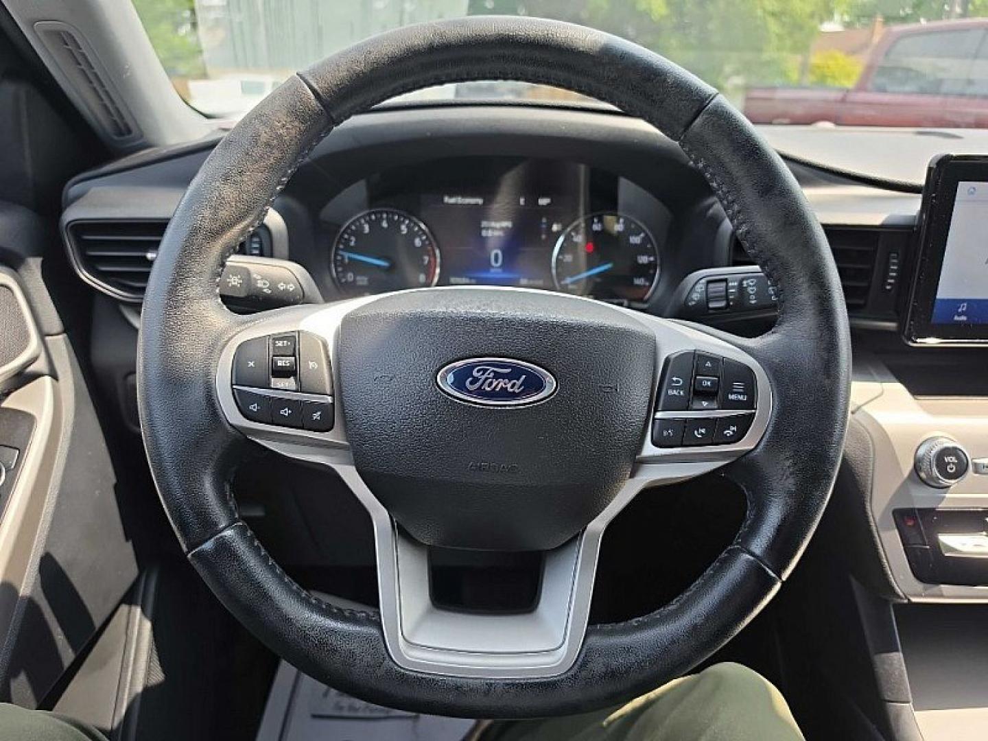 2022 BLACK /BLACK Ford Explorer XLT AWD (1FMSK8DH2NG) with an 2.3L L4 DOHC 16V engine, 10A transmission, located at 3304 Woodville Road, Northwood, OH, 43619, (419) 210-8019, 41.612694, -83.480743 - Your #1 Destination for Auto Loans and mdash;No Matter Your Credit!At our dealership, we believe everyone deserves the opportunity to drive their dream car and mdash;whether you have good credit, bad credit, or no credit at all. With a wide selection of hundreds of cars, trucks, and SUVs, you'll fin- Photo#21