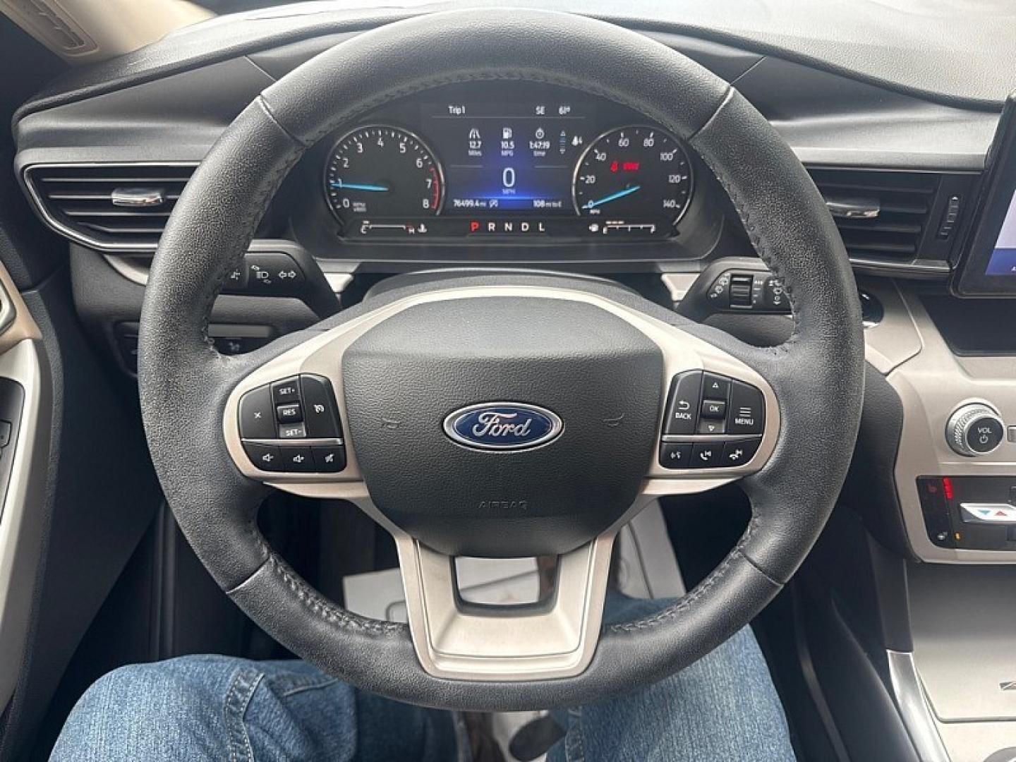 2023 BLACK /BEIGE Ford Explorer XLT (1FMSK7DH6PG) with an 2.3L L4 DOHC 16V engine, 10A transmission, located at 3304 Woodville Road, Northwood, OH, 43619, (419) 210-8019, 41.612694, -83.480743 - Your #1 Destination for Auto Loans and mdash;No Matter Your Credit!At our dealership, we believe everyone deserves the opportunity to drive their dream car and mdash;whether you have good credit, bad credit, or no credit at all. With a wide selection of hundreds of cars, trucks, and SUVs, you'll fin- Photo#21