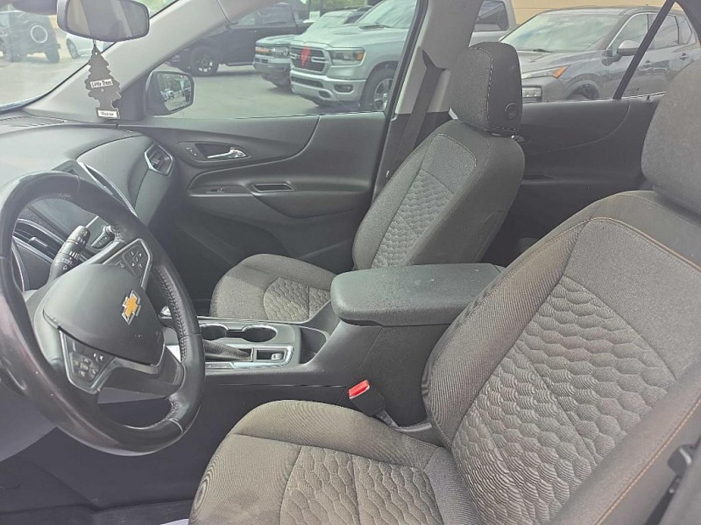 2021 SILVER /BLACK Chevrolet Equinox LT 2WD (3GNAXKEV0MS) with an 1.5L L4 DOHC 16V TURBO engine, 6A transmission, located at 3304 Woodville Road, Northwood, OH, 43619, (419) 210-8019, 41.612694, -83.480743 - Your #1 Destination for Auto Loans and mdash;No Matter Your Credit!At our dealership, we believe everyone deserves the opportunity to drive their dream car and mdash;whether you have good credit, bad credit, or no credit at all. With a wide selection of hundreds of cars, trucks, and SUVs, you'll fin- Photo#9